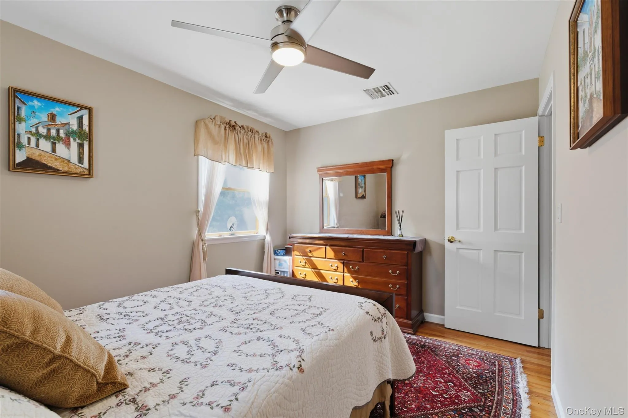 14 Central Avenue, Clarkstown, NY, 4 Bedrooms Bedrooms, 8 Rooms Rooms,3 BathroomsBathrooms,Residential,For Rent,Central,0,1006373 14 Central Avenue, Clarkstown, NY, 4 Bedrooms Bedrooms, 8 Rooms Rooms,3 BathroomsBathrooms,Residential,For Rent,Central,0,1006373