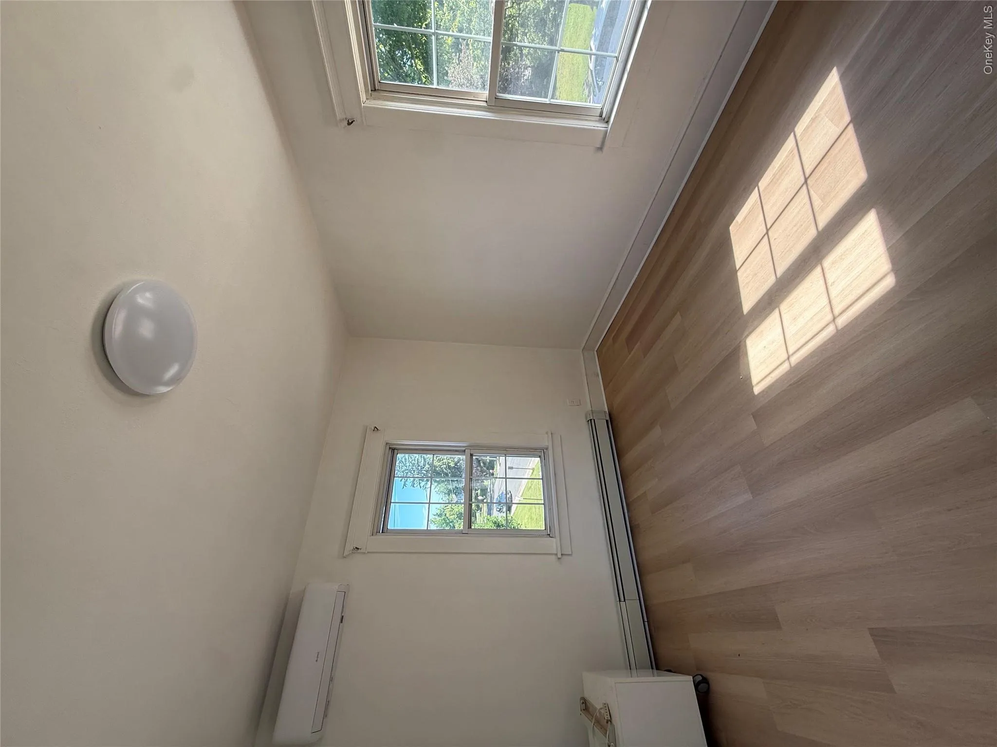 10 Forest Row, North Hempstead, NY, 4 Bedrooms Bedrooms, 7 Rooms Rooms,1 BathroomBathrooms,Residential Lease,For Rent,Forest,0,1006375 10 Forest Row, North Hempstead, NY, 4 Bedrooms Bedrooms, 7 Rooms Rooms,1 BathroomBathrooms,Residential Lease,For Rent,Forest,0,1006375