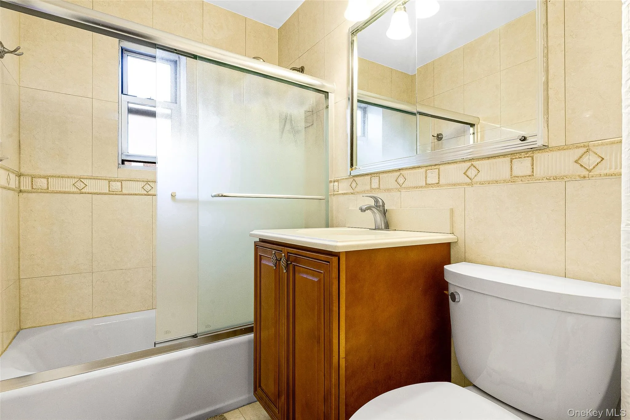 73-44 Austin Street, New York, NY, 1 Bedroom Bedrooms, 4 Rooms Rooms,1 BathroomBathrooms,Residential,For Rent,Austin,0,1006379 73-44 Austin Street, New York, NY, 1 Bedroom Bedrooms, 4 Rooms Rooms,1 BathroomBathrooms,Residential,For Rent,Austin,0,1006379
