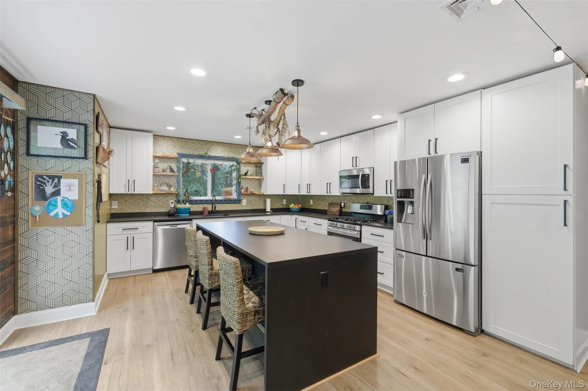 62 Old Sylvan Lake, East Fishkill, NY, 4 Bedrooms Bedrooms, 8 Rooms Rooms,3 BathroomsBathrooms,Residential,For Rent,Old Sylvan Lake,0,1006387 62 Old Sylvan Lake, East Fishkill, NY, 4 Bedrooms Bedrooms, 8 Rooms Rooms,3 BathroomsBathrooms,Residential,For Rent,Old Sylvan Lake,0,1006387