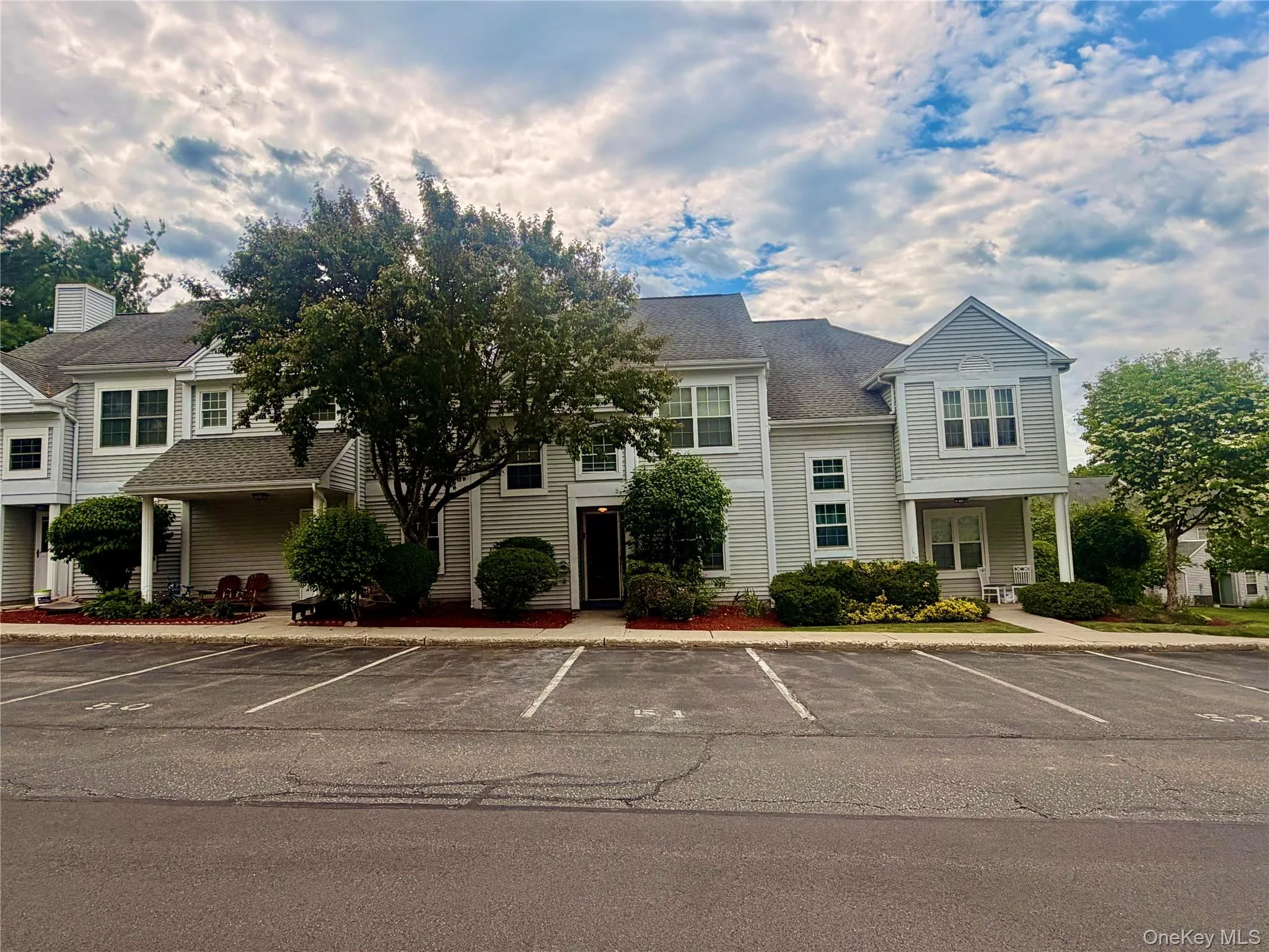 5 Kendal Lane, Wallkill, NY, 2 Bedrooms Bedrooms, 7 Rooms Rooms,2 BathroomsBathrooms,Residential,For Rent,Kendal,0,1006391 5 Kendal Lane, Wallkill, NY, 2 Bedrooms Bedrooms, 7 Rooms Rooms,2 BathroomsBathrooms,Residential,For Rent,Kendal,0,1006391