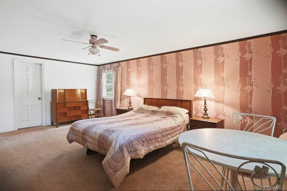 45 Lone Oak Path, Smithtown, NY, 3 Bedrooms Bedrooms, 7 Rooms Rooms,1 BathroomBathrooms,Residential,For Rent,Lone Oak,0,1006392 45 Lone Oak Path, Smithtown, NY, 3 Bedrooms Bedrooms, 7 Rooms Rooms,1 BathroomBathrooms,Residential,For Rent,Lone Oak,0,1006392