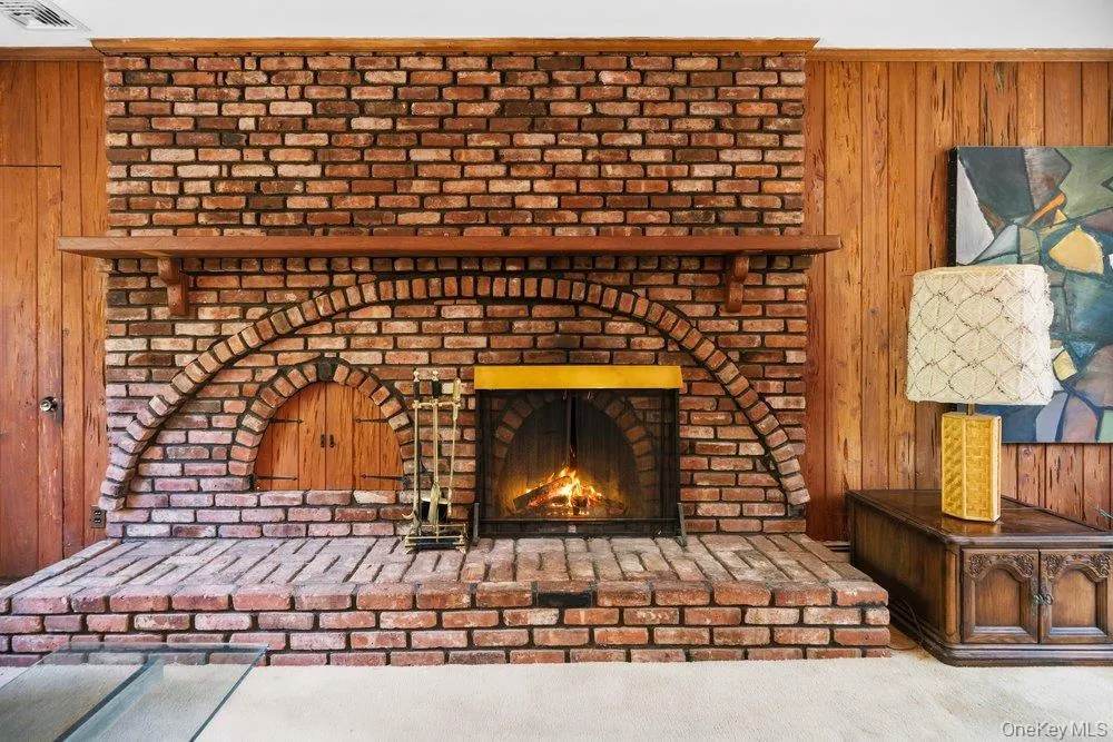 45 Lone Oak Path, Smithtown, NY, 3 Bedrooms Bedrooms, 7 Rooms Rooms,1 BathroomBathrooms,Residential,For Rent,Lone Oak,0,1006392 45 Lone Oak Path, Smithtown, NY, 3 Bedrooms Bedrooms, 7 Rooms Rooms,1 BathroomBathrooms,Residential,For Rent,Lone Oak,0,1006392