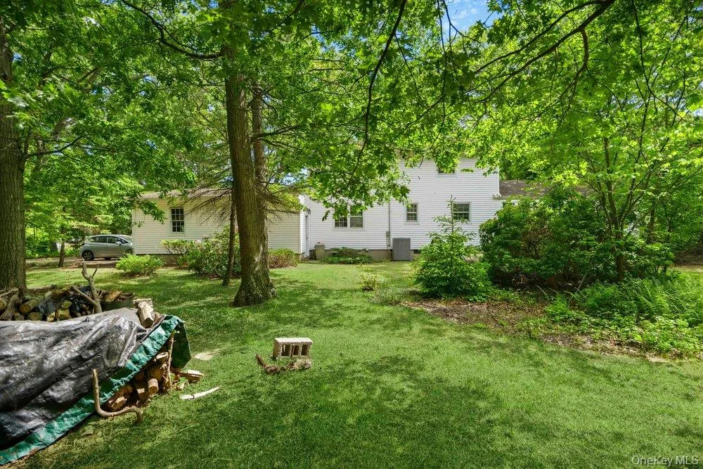 45 Lone Oak Path, Smithtown, NY, 3 Bedrooms Bedrooms, 7 Rooms Rooms,1 BathroomBathrooms,Residential,For Rent,Lone Oak,0,1006392 45 Lone Oak Path, Smithtown, NY, 3 Bedrooms Bedrooms, 7 Rooms Rooms,1 BathroomBathrooms,Residential,For Rent,Lone Oak,0,1006392