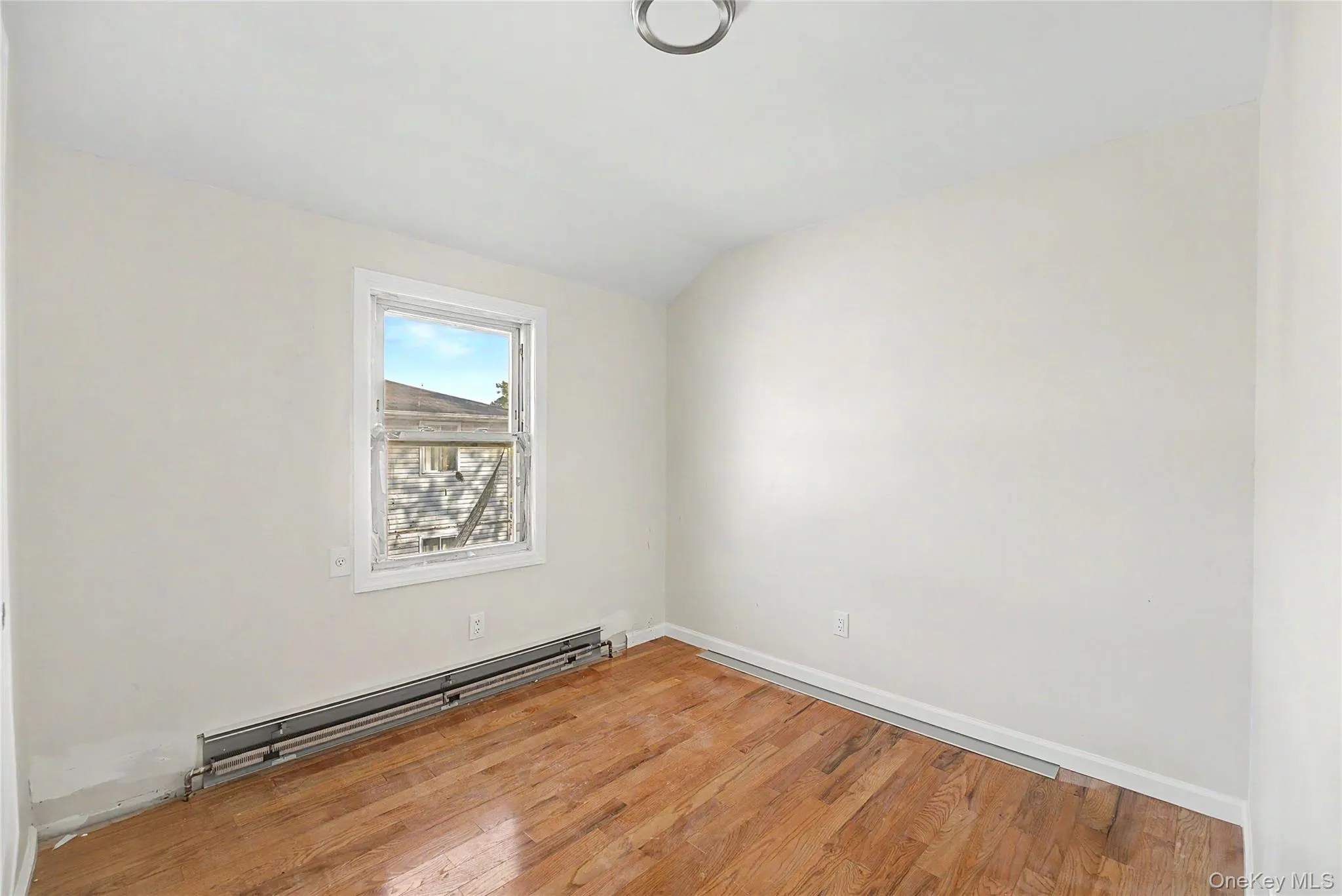23005 144th Avenue, New York, NY, 6 Bedrooms Bedrooms, 13 Rooms Rooms,2 BathroomsBathrooms,Residential,For Rent,144th,0,KEY1006394 23005 144th Avenue, New York, NY, 6 Bedrooms Bedrooms, 13 Rooms Rooms,2 BathroomsBathrooms,Residential,For Rent,144th,0,KEY1006394