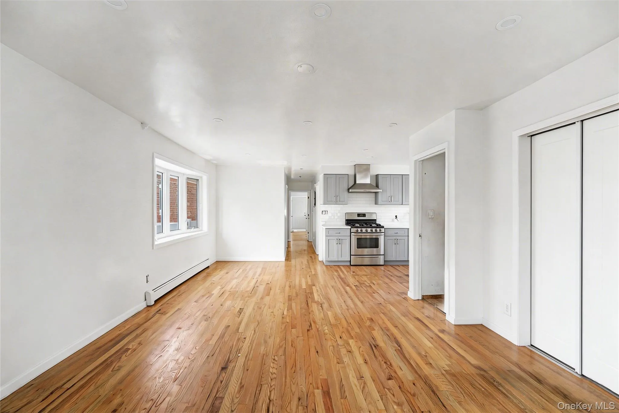 23005 144th Avenue, New York, NY, 6 Bedrooms Bedrooms, 13 Rooms Rooms,2 BathroomsBathrooms,Residential,For Rent,144th,0,KEY1006394 23005 144th Avenue, New York, NY, 6 Bedrooms Bedrooms, 13 Rooms Rooms,2 BathroomsBathrooms,Residential,For Rent,144th,0,KEY1006394