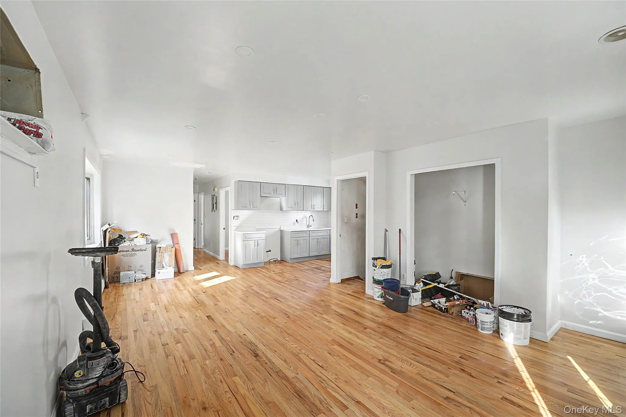 23005 144th Avenue, New York, NY, 6 Bedrooms Bedrooms, 13 Rooms Rooms,2 BathroomsBathrooms,Residential,For Rent,144th,0,1006394 23005 144th Avenue, New York, NY, 6 Bedrooms Bedrooms, 13 Rooms Rooms,2 BathroomsBathrooms,Residential,For Rent,144th,0,1006394