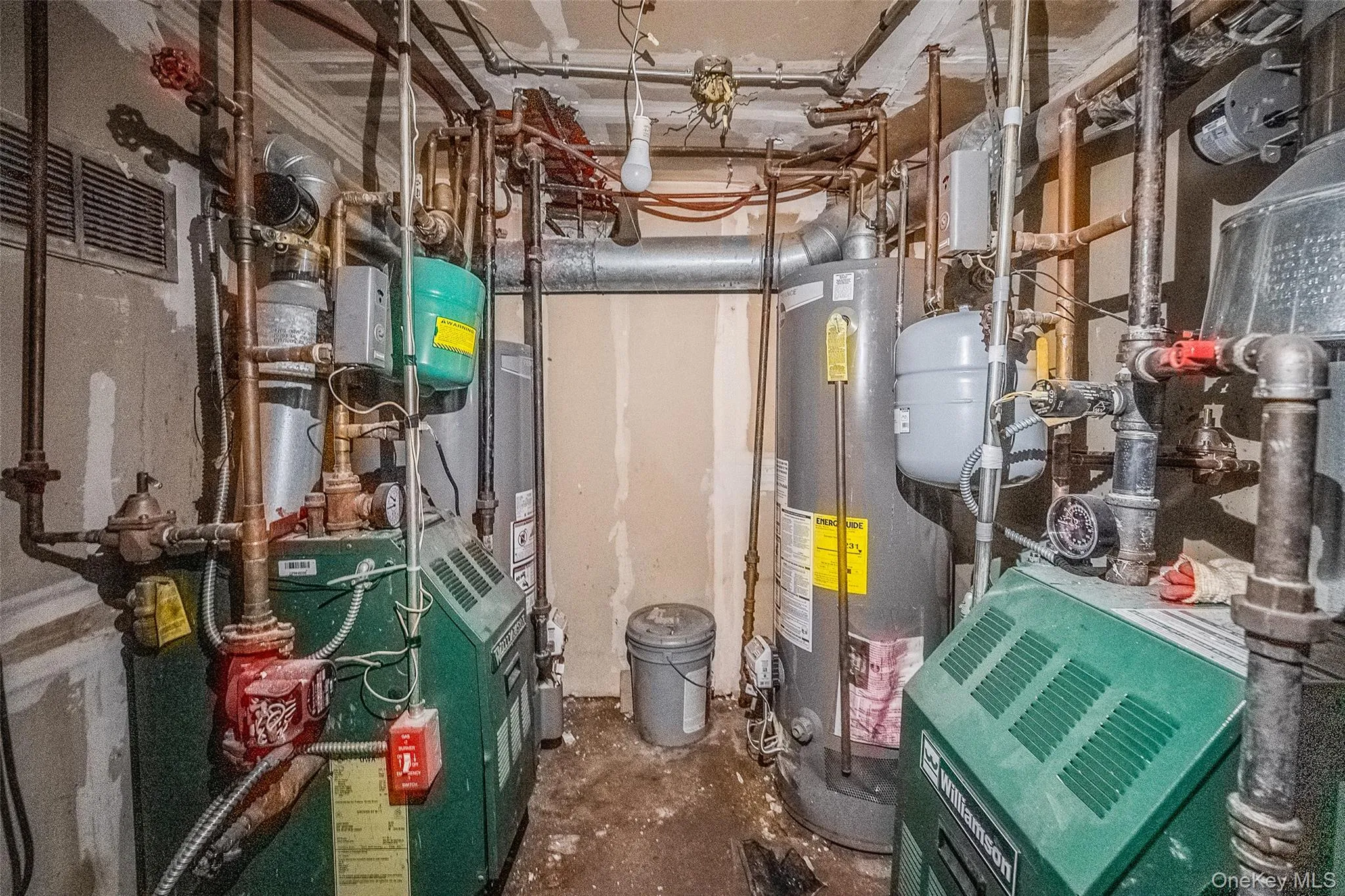 23005 144th Avenue, New York, NY, 6 Bedrooms Bedrooms, 13 Rooms Rooms,2 BathroomsBathrooms,Residential,For Rent,144th,0,1006394 23005 144th Avenue, New York, NY, 6 Bedrooms Bedrooms, 13 Rooms Rooms,2 BathroomsBathrooms,Residential,For Rent,144th,0,1006394