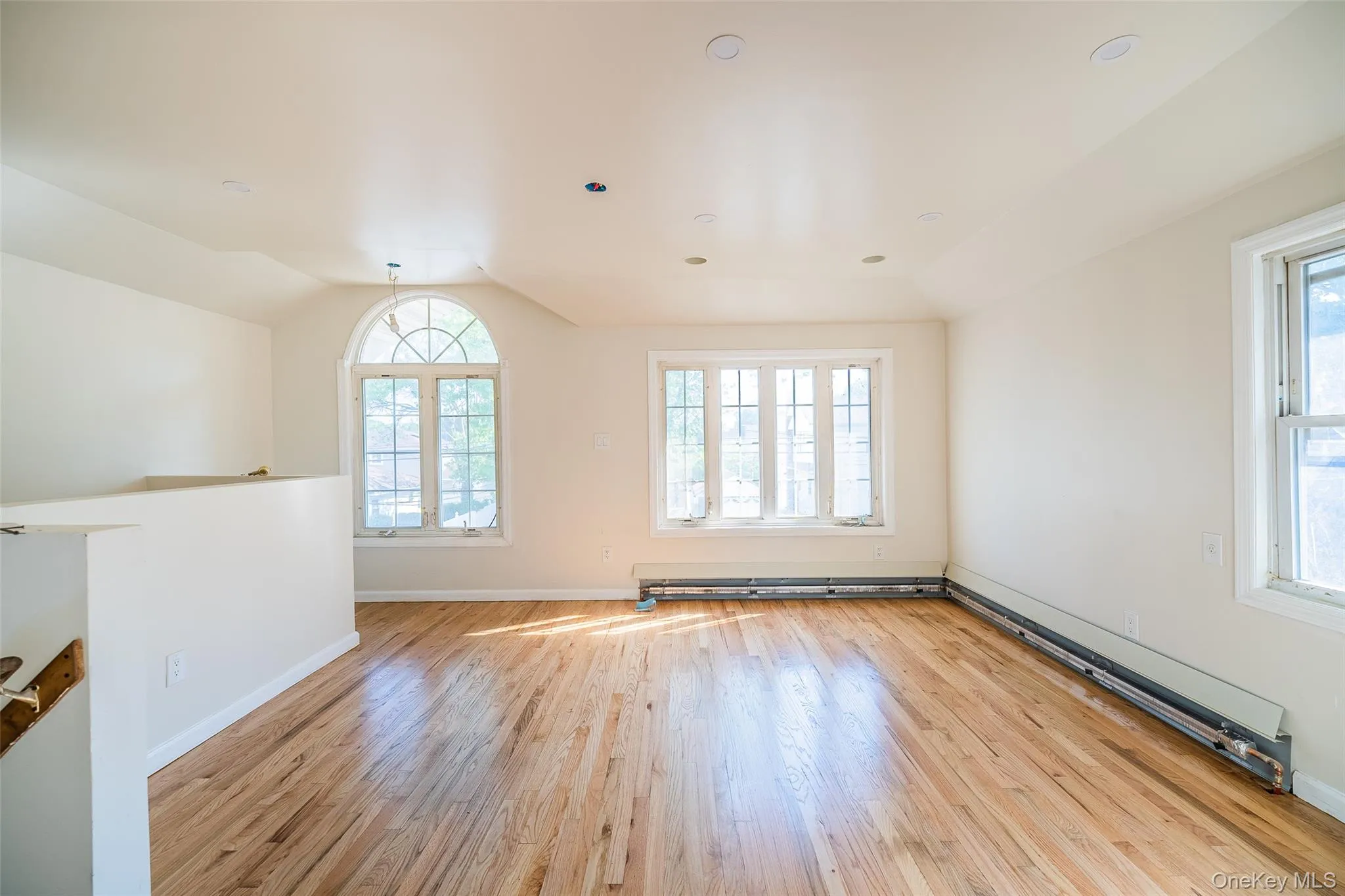 23005 144th Avenue, New York, NY, 6 Bedrooms Bedrooms, 13 Rooms Rooms,2 BathroomsBathrooms,Residential,For Rent,144th,0,1006394 23005 144th Avenue, New York, NY, 6 Bedrooms Bedrooms, 13 Rooms Rooms,2 BathroomsBathrooms,Residential,For Rent,144th,0,1006394