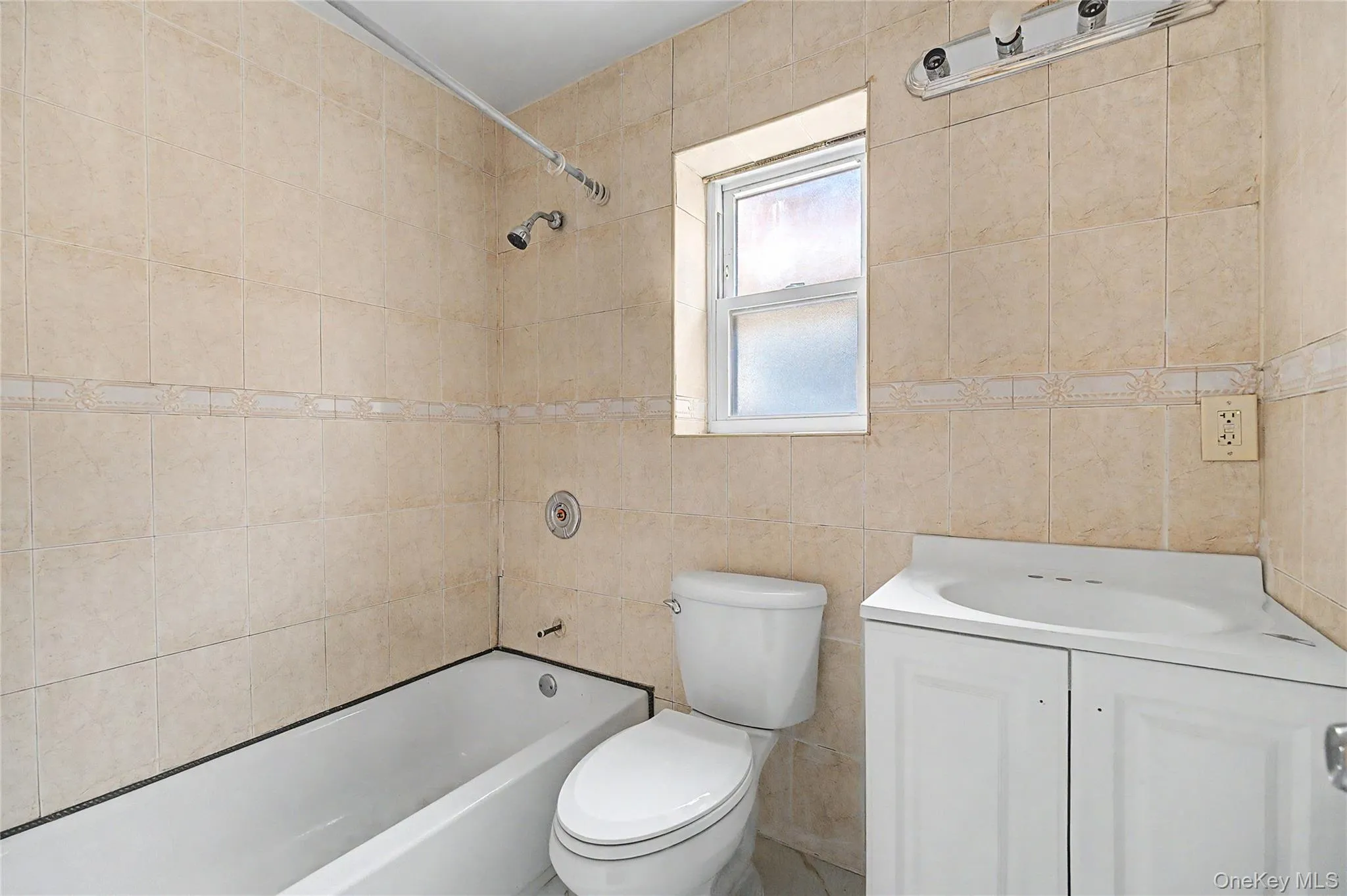 23005 144th Avenue, New York, NY, 6 Bedrooms Bedrooms, 13 Rooms Rooms,2 BathroomsBathrooms,Residential,For Rent,144th,0,1006394 23005 144th Avenue, New York, NY, 6 Bedrooms Bedrooms, 13 Rooms Rooms,2 BathroomsBathrooms,Residential,For Rent,144th,0,1006394
