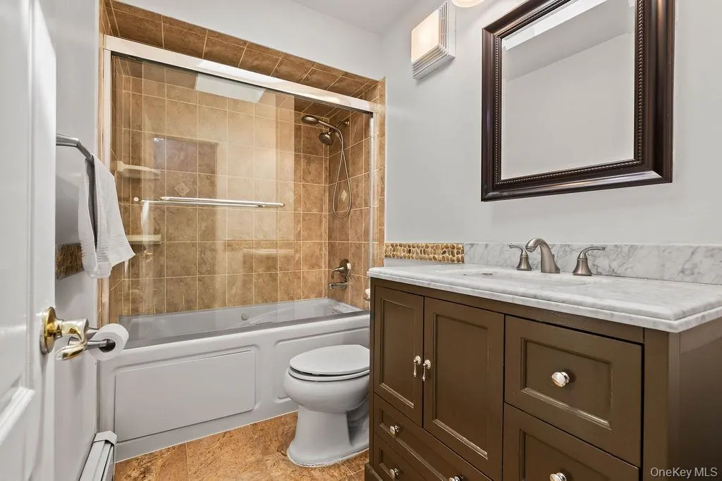 16 Brookside Drive, Haverstraw, NY, 4 Bedrooms Bedrooms, 8 Rooms Rooms,2 BathroomsBathrooms,Residential,For Rent,Brookside,0,1006395 16 Brookside Drive, Haverstraw, NY, 4 Bedrooms Bedrooms, 8 Rooms Rooms,2 BathroomsBathrooms,Residential,For Rent,Brookside,0,1006395