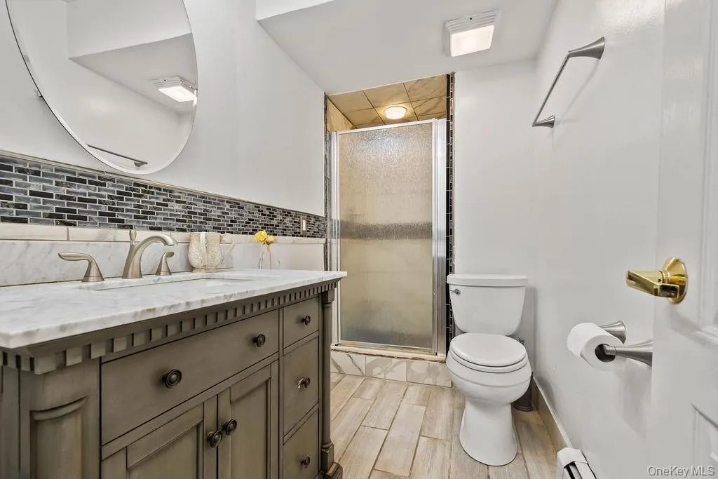 16 Brookside Drive, Haverstraw, NY, 4 Bedrooms Bedrooms, 8 Rooms Rooms,2 BathroomsBathrooms,Residential,For Rent,Brookside,0,1006395 16 Brookside Drive, Haverstraw, NY, 4 Bedrooms Bedrooms, 8 Rooms Rooms,2 BathroomsBathrooms,Residential,For Rent,Brookside,0,1006395
