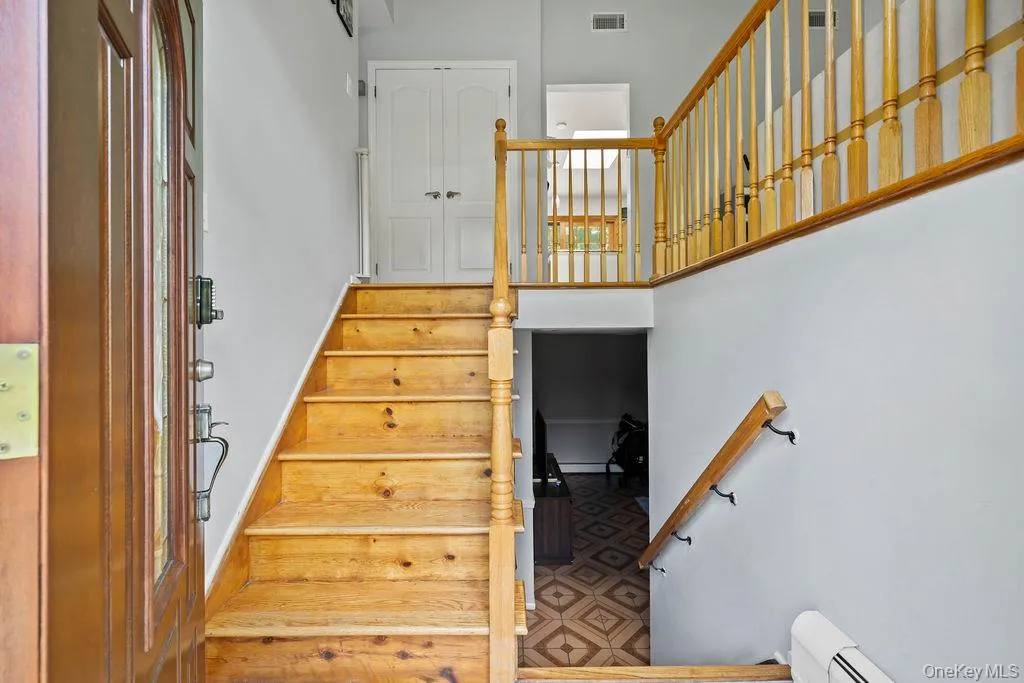 16 Brookside Drive, Haverstraw, NY, 4 Bedrooms Bedrooms, 8 Rooms Rooms,2 BathroomsBathrooms,Residential,For Rent,Brookside,0,1006395 16 Brookside Drive, Haverstraw, NY, 4 Bedrooms Bedrooms, 8 Rooms Rooms,2 BathroomsBathrooms,Residential,For Rent,Brookside,0,1006395