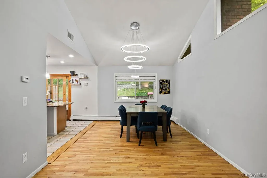 16 Brookside Drive, Haverstraw, NY, 4 Bedrooms Bedrooms, 8 Rooms Rooms,2 BathroomsBathrooms,Residential,For Rent,Brookside,0,1006395 16 Brookside Drive, Haverstraw, NY, 4 Bedrooms Bedrooms, 8 Rooms Rooms,2 BathroomsBathrooms,Residential,For Rent,Brookside,0,1006395