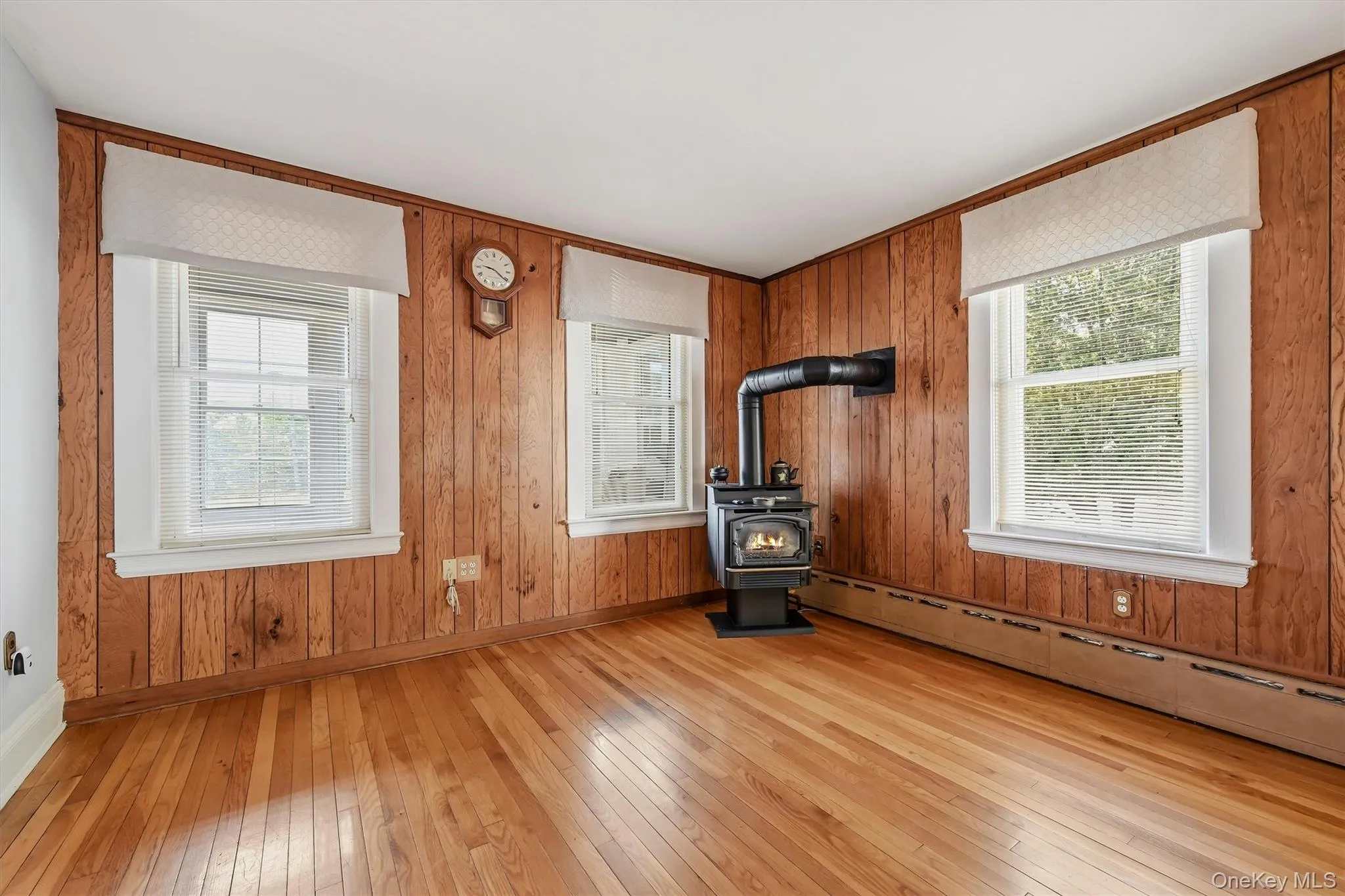27 Free Hill Road, Stony Point, NY, 3 Bedrooms Bedrooms, 10 Rooms Rooms,2 BathroomsBathrooms,Residential,For Rent,Free Hill,0,1006399 27 Free Hill Road, Stony Point, NY, 3 Bedrooms Bedrooms, 10 Rooms Rooms,2 BathroomsBathrooms,Residential,For Rent,Free Hill,0,1006399