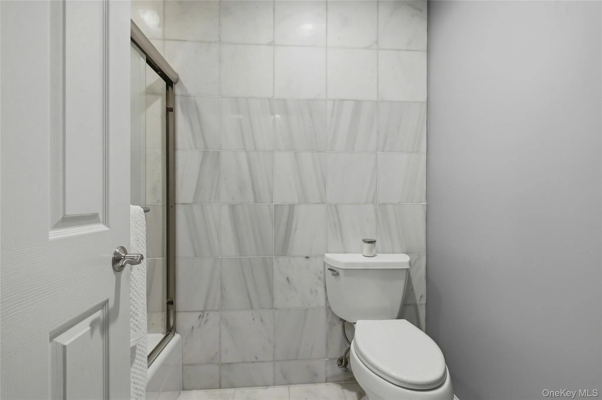 Hall Bath 2 Hall Bath 2