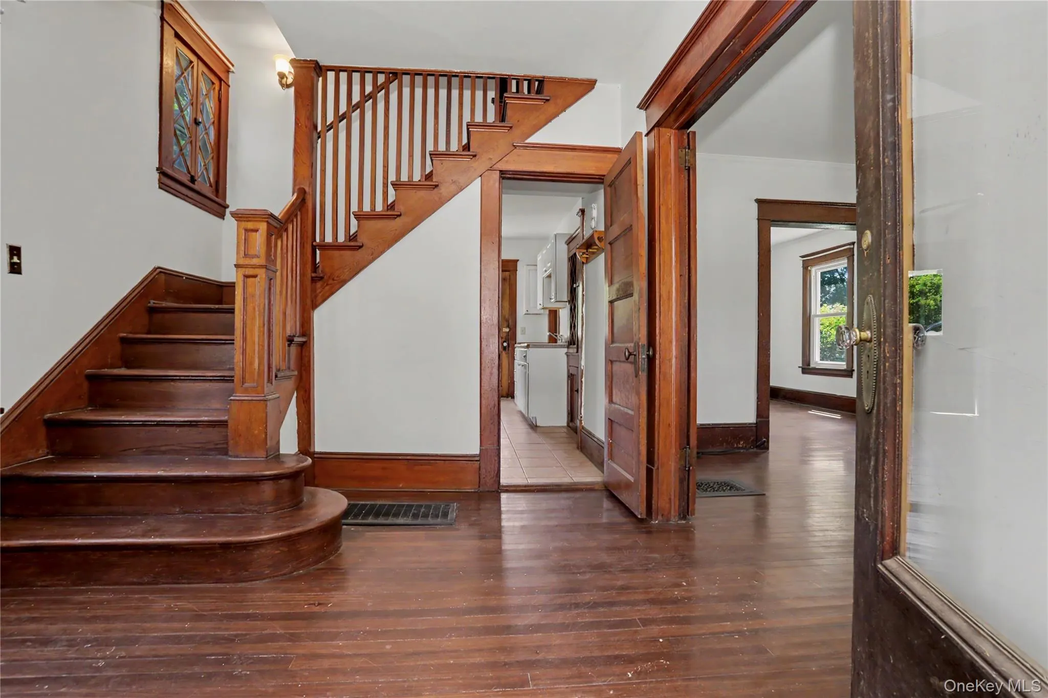 8 Eastview Avenue, Southeast, NY, 4 Bedrooms Bedrooms, 7 Rooms Rooms,1 BathroomBathrooms,Residential,For Rent,Eastview,0,1006401 8 Eastview Avenue, Southeast, NY, 4 Bedrooms Bedrooms, 7 Rooms Rooms,1 BathroomBathrooms,Residential,For Rent,Eastview,0,1006401