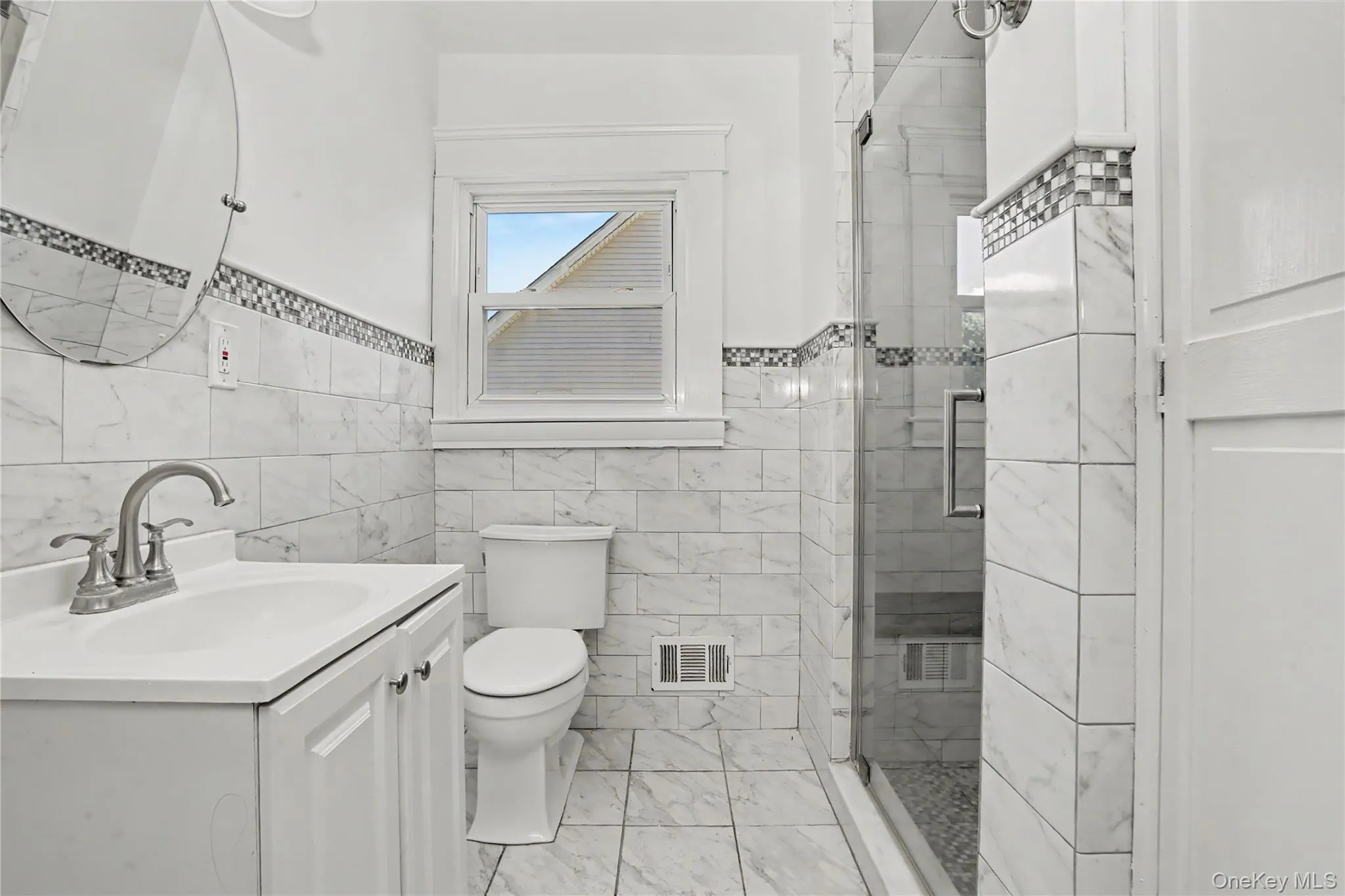 Upstairs full bath Upstairs full bath