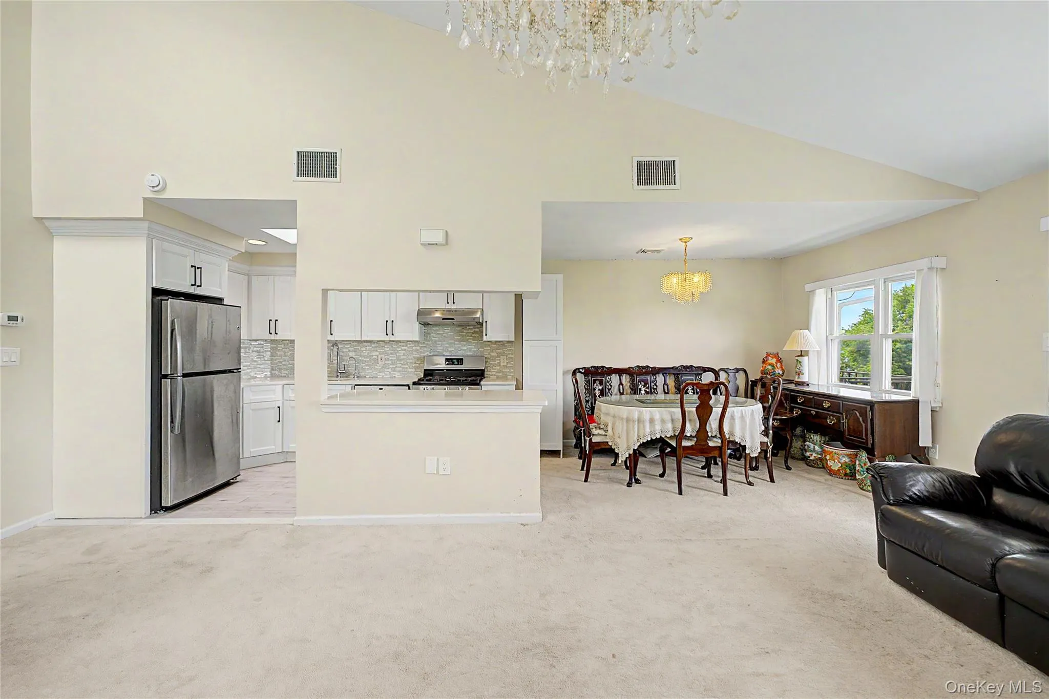 12027 Riviera Court, New York, NY, 3 Bedrooms Bedrooms, 5 Rooms Rooms,2 BathroomsBathrooms,Residential,For Rent,Riviera,0,1006403 12027 Riviera Court, New York, NY, 3 Bedrooms Bedrooms, 5 Rooms Rooms,2 BathroomsBathrooms,Residential,For Rent,Riviera,0,1006403