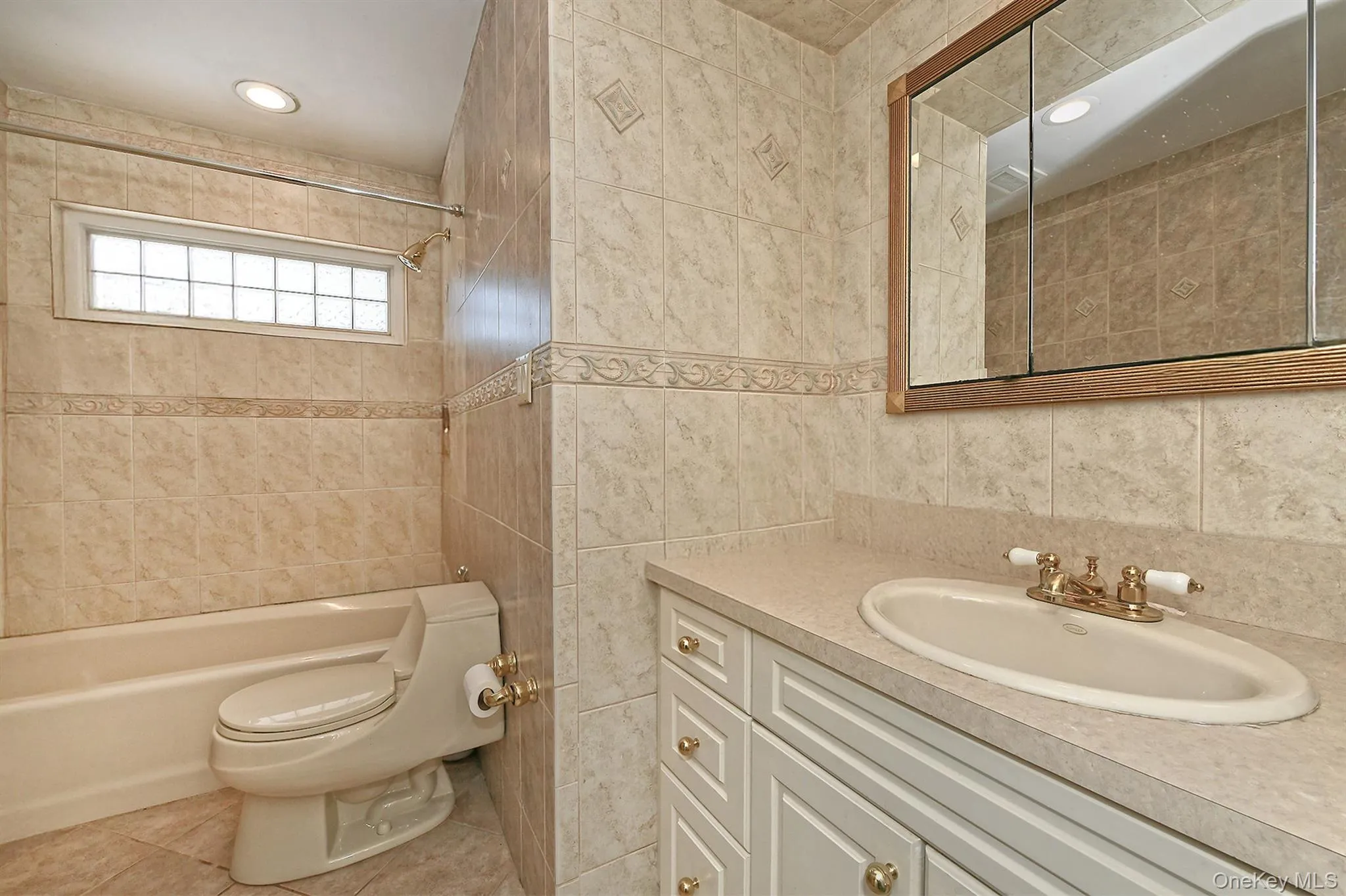 2167 Legion Street, Hempstead, NY, 3 Bedrooms Bedrooms, 10 Rooms Rooms,2 BathroomsBathrooms,Residential,For Rent,Legion,0,1006409 2167 Legion Street, Hempstead, NY, 3 Bedrooms Bedrooms, 10 Rooms Rooms,2 BathroomsBathrooms,Residential,For Rent,Legion,0,1006409
