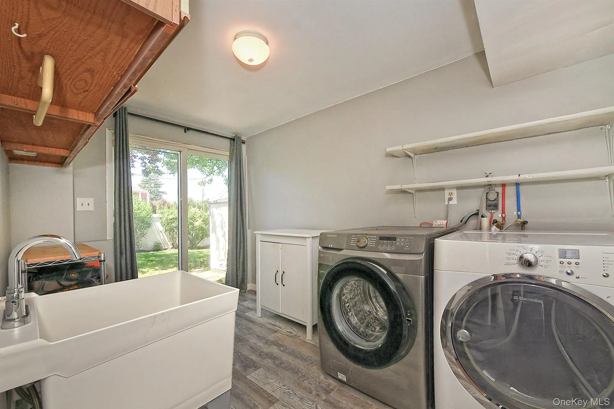 2167 Legion Street, Hempstead, NY, 3 Bedrooms Bedrooms, 10 Rooms Rooms,2 BathroomsBathrooms,Residential,For Rent,Legion,0,1006409 2167 Legion Street, Hempstead, NY, 3 Bedrooms Bedrooms, 10 Rooms Rooms,2 BathroomsBathrooms,Residential,For Rent,Legion,0,1006409