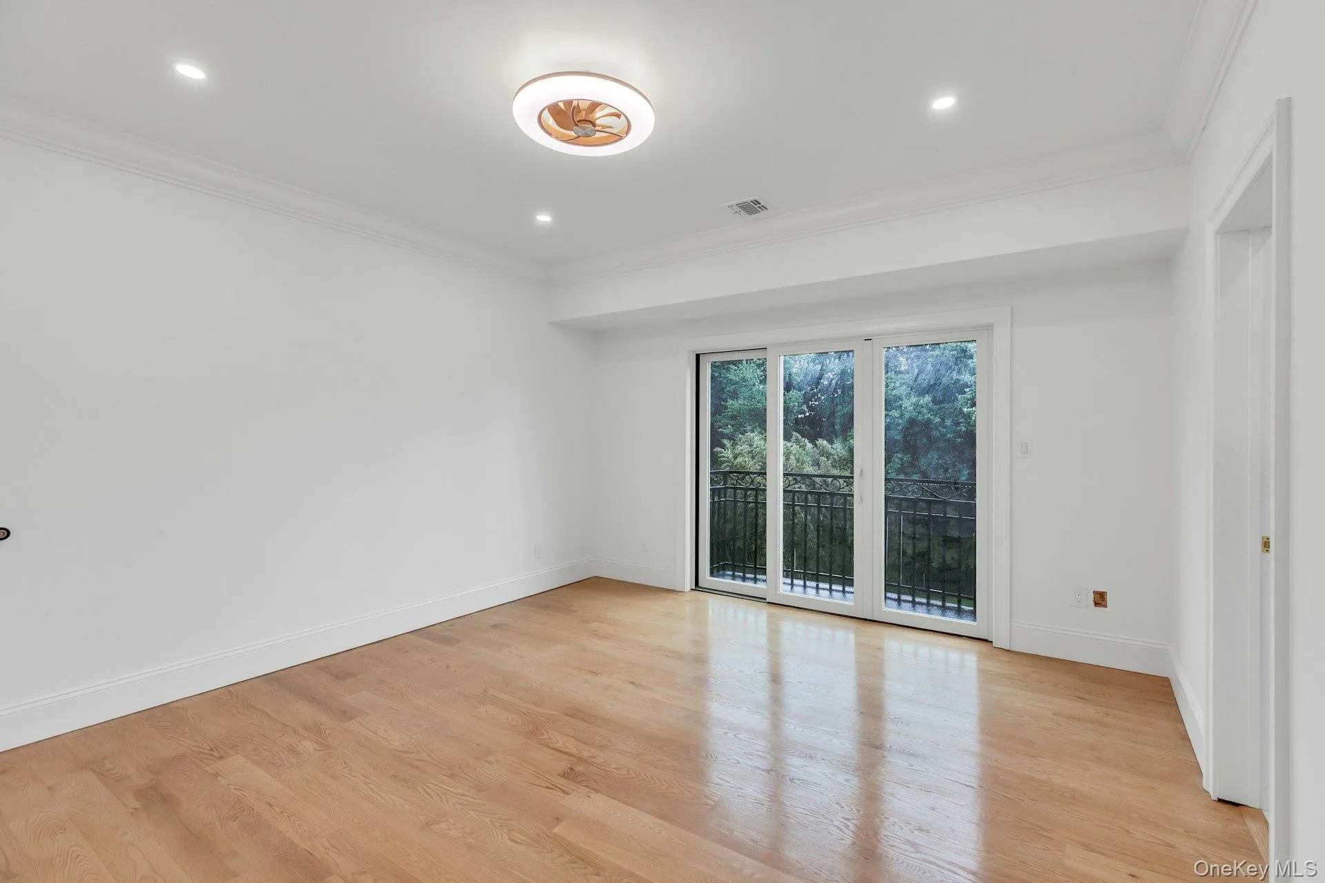 12 Saddle Ridge Road, North Hempstead, NY, 7 Bedrooms Bedrooms, 15 Rooms Rooms,8 BathroomsBathrooms,Residential,For Rent,Saddle Ridge,0,1006411 12 Saddle Ridge Road, North Hempstead, NY, 7 Bedrooms Bedrooms, 15 Rooms Rooms,8 BathroomsBathrooms,Residential,For Rent,Saddle Ridge,0,1006411