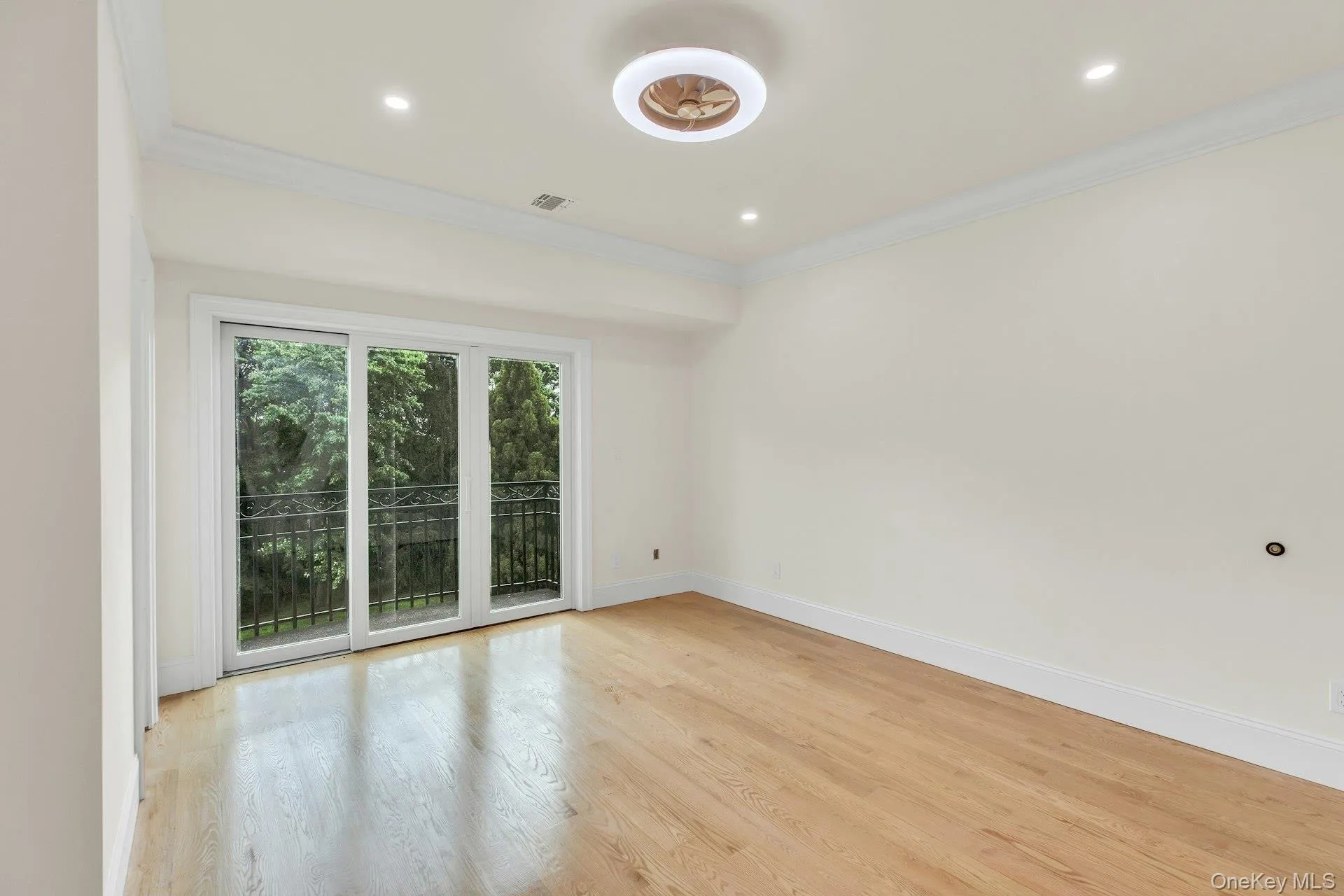 12 Saddle Ridge Road, North Hempstead, NY, 7 Bedrooms Bedrooms, 15 Rooms Rooms,8 BathroomsBathrooms,Residential,For Rent,Saddle Ridge,0,1006411 12 Saddle Ridge Road, North Hempstead, NY, 7 Bedrooms Bedrooms, 15 Rooms Rooms,8 BathroomsBathrooms,Residential,For Rent,Saddle Ridge,0,1006411