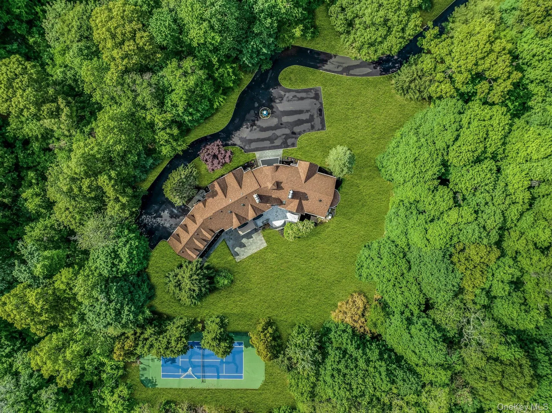 12 Saddle Ridge Road, North Hempstead, NY, 7 Bedrooms Bedrooms, 15 Rooms Rooms,8 BathroomsBathrooms,Residential,For Rent,Saddle Ridge,0,1006411 12 Saddle Ridge Road, North Hempstead, NY, 7 Bedrooms Bedrooms, 15 Rooms Rooms,8 BathroomsBathrooms,Residential,For Rent,Saddle Ridge,0,1006411