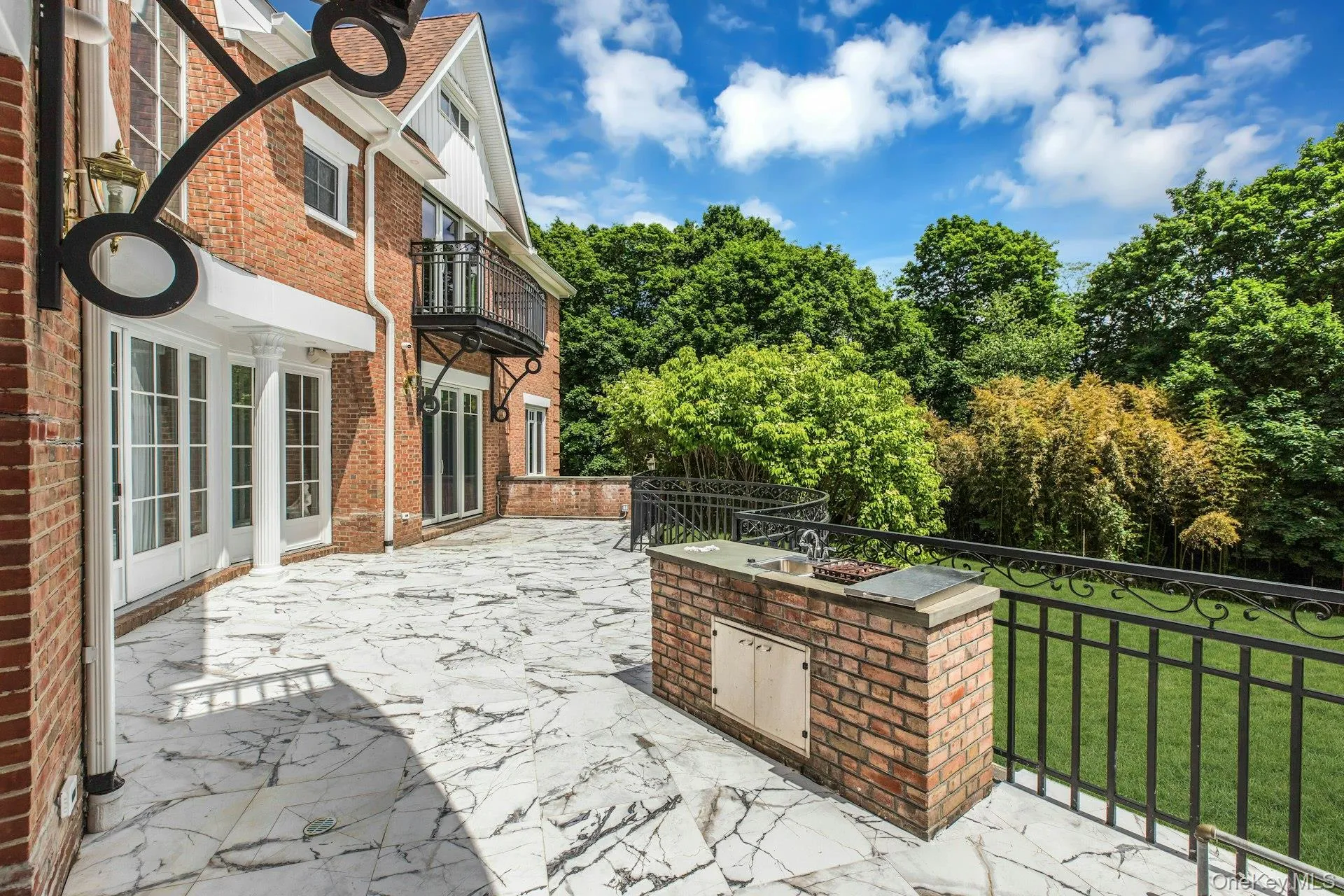 12 Saddle Ridge Road, North Hempstead, NY, 7 Bedrooms Bedrooms, 15 Rooms Rooms,8 BathroomsBathrooms,Residential,For Rent,Saddle Ridge,0,1006411 12 Saddle Ridge Road, North Hempstead, NY, 7 Bedrooms Bedrooms, 15 Rooms Rooms,8 BathroomsBathrooms,Residential,For Rent,Saddle Ridge,0,1006411