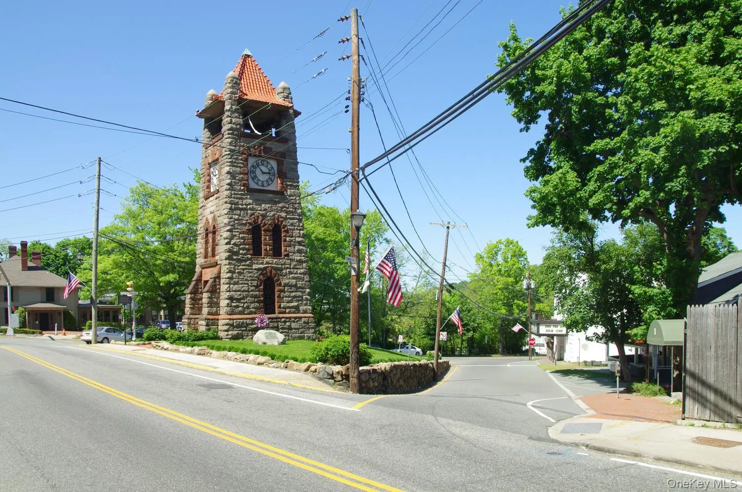 319 Main Street, North Hempstead, NY, 2 Rooms Rooms,1 BathroomBathrooms,Residential Lease,For Rent,Main,0,1006414 319 Main Street, North Hempstead, NY, 2 Rooms Rooms,1 BathroomBathrooms,Residential Lease,For Rent,Main,0,1006414