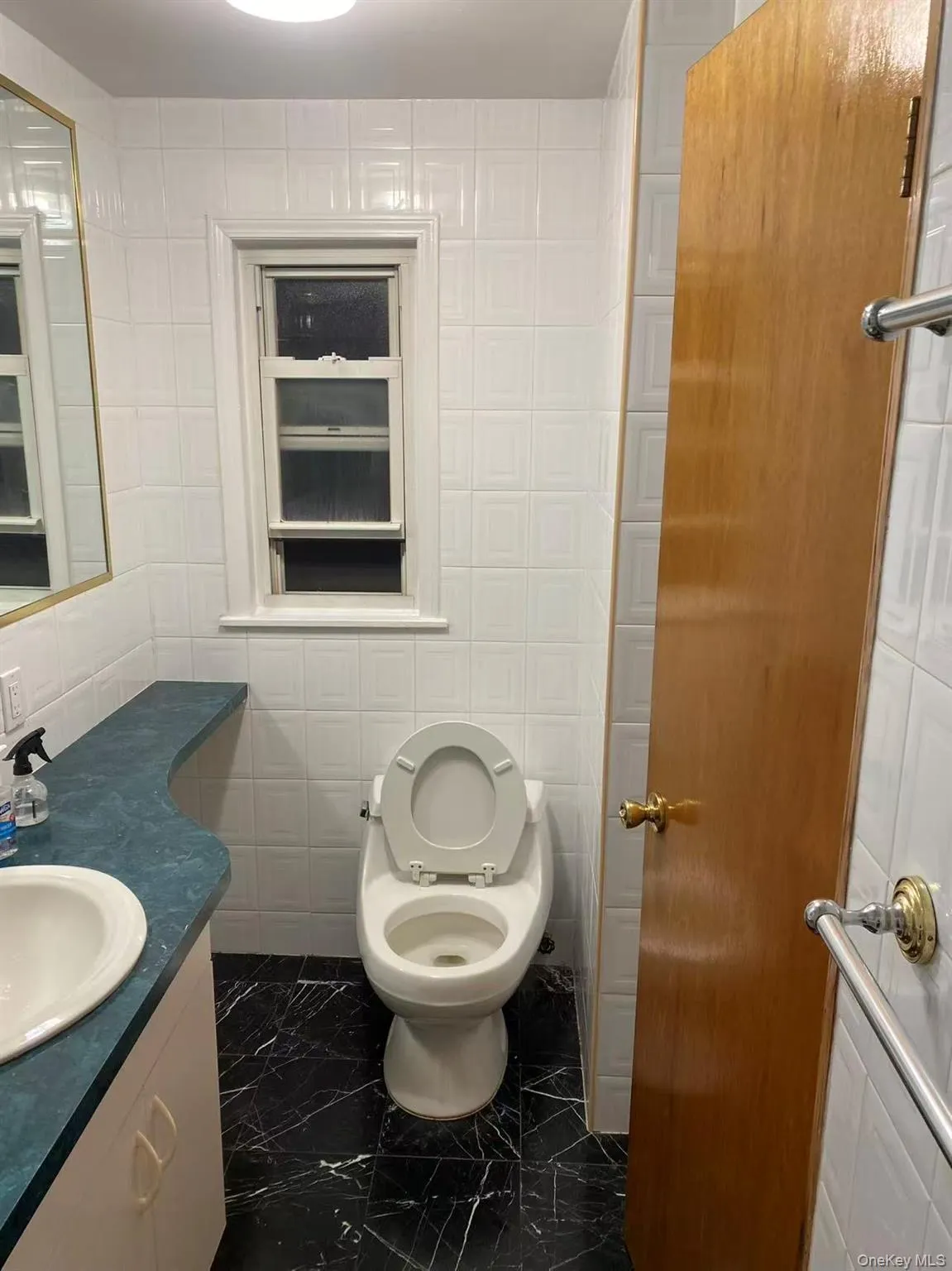 58-07 210th Street, New York, NY, 5 Bedrooms Bedrooms, 8 Rooms Rooms,4 BathroomsBathrooms,Residential,For Rent,210th,0,1006423 58-07 210th Street, New York, NY, 5 Bedrooms Bedrooms, 8 Rooms Rooms,4 BathroomsBathrooms,Residential,For Rent,210th,0,1006423