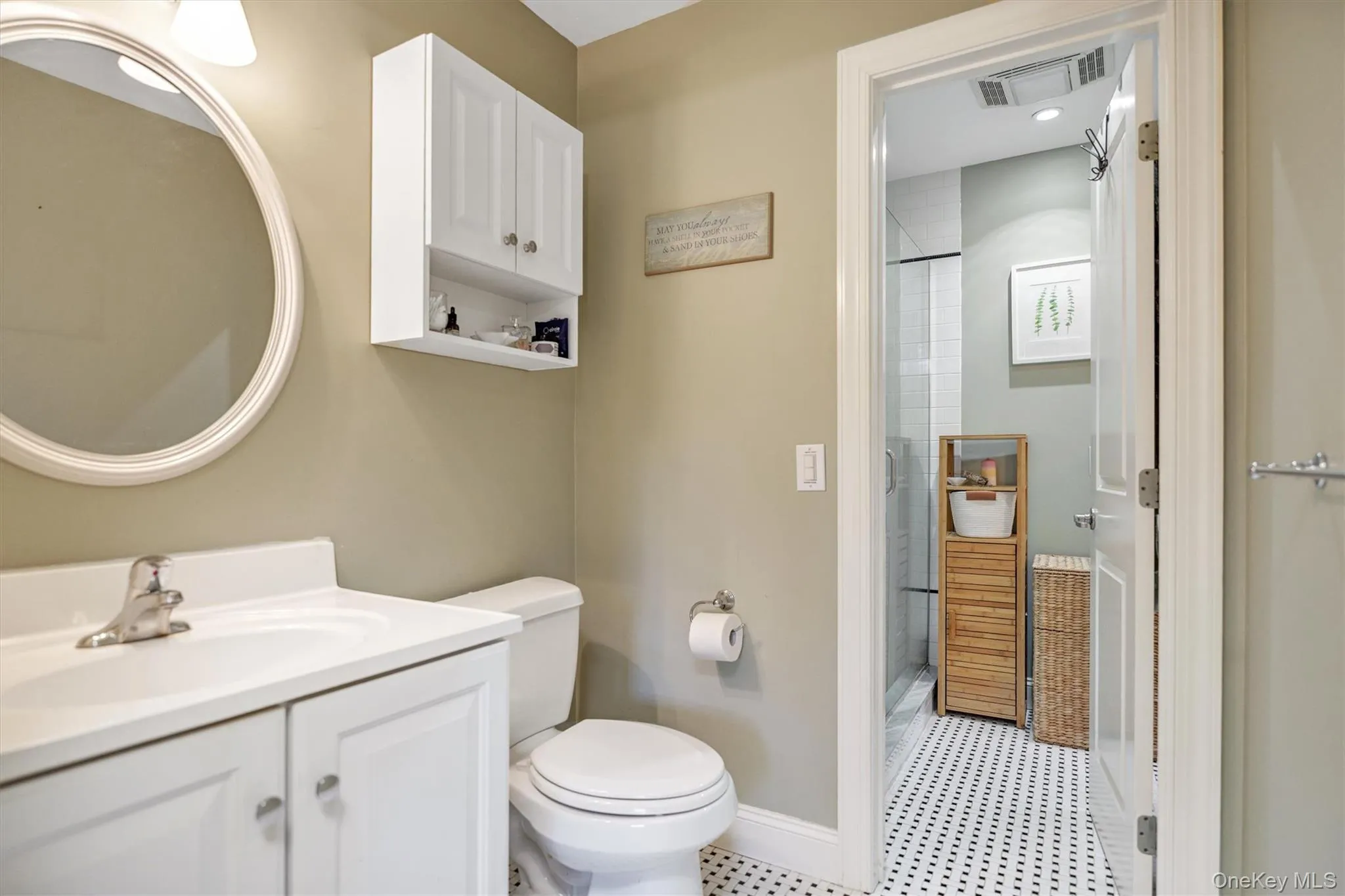 188 Country Road, Southampton, NY, 3 Bedrooms Bedrooms, 6 Rooms Rooms,2 BathroomsBathrooms,Residential,For Rent,Country,0,1006425 188 Country Road, Southampton, NY, 3 Bedrooms Bedrooms, 6 Rooms Rooms,2 BathroomsBathrooms,Residential,For Rent,Country,0,1006425