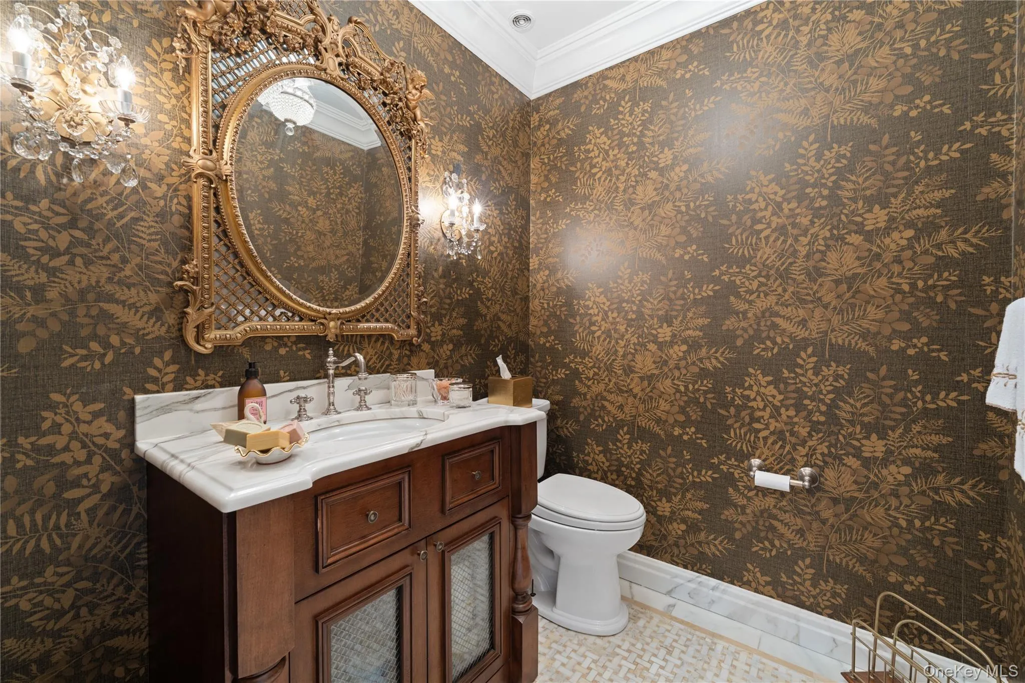 POWDER ROOM POWDER ROOM