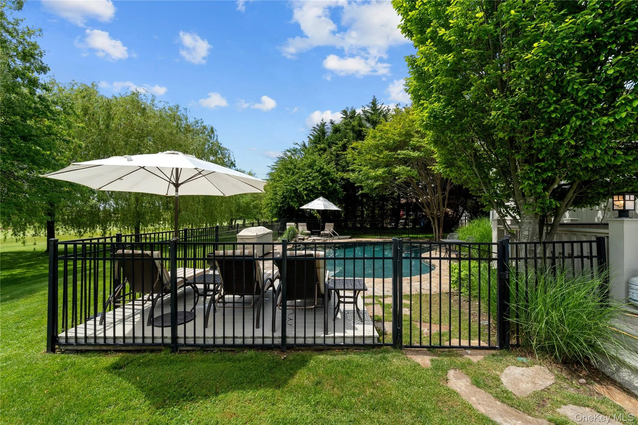 11 Hickory Road, Hempstead, NY, 5 Bedrooms Bedrooms, 9 Rooms Rooms,3 BathroomsBathrooms,Residential,For Rent,Hickory,0,1006426 11 Hickory Road, Hempstead, NY, 5 Bedrooms Bedrooms, 9 Rooms Rooms,3 BathroomsBathrooms,Residential,For Rent,Hickory,0,1006426