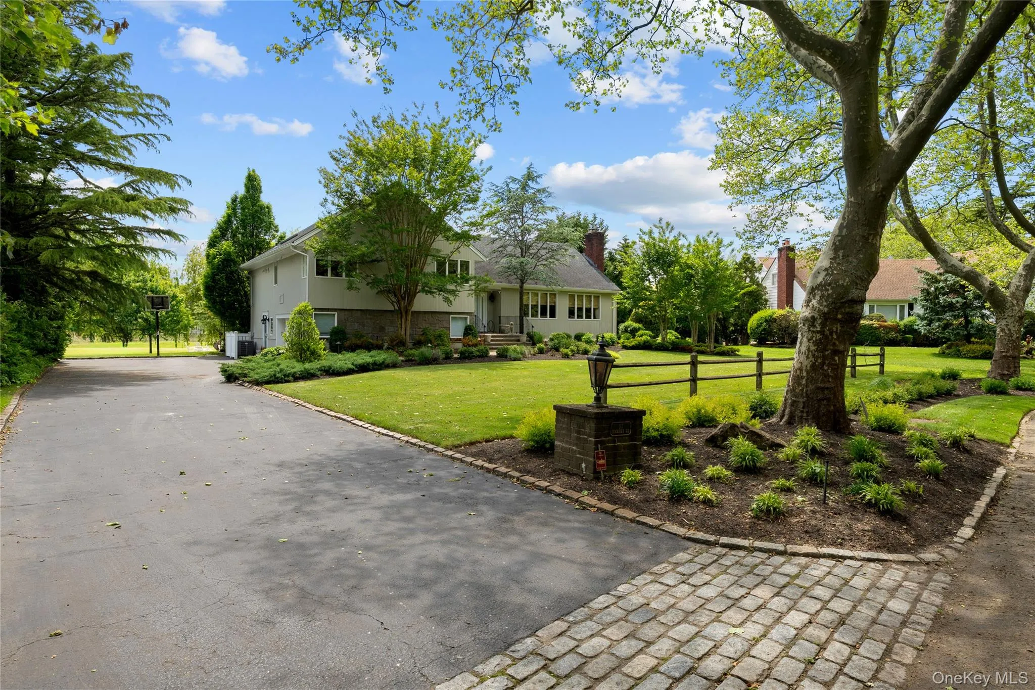 11 Hickory Road, Hempstead, NY, 5 Bedrooms Bedrooms, 9 Rooms Rooms,3 BathroomsBathrooms,Residential,For Rent,Hickory,0,1006426 11 Hickory Road, Hempstead, NY, 5 Bedrooms Bedrooms, 9 Rooms Rooms,3 BathroomsBathrooms,Residential,For Rent,Hickory,0,1006426