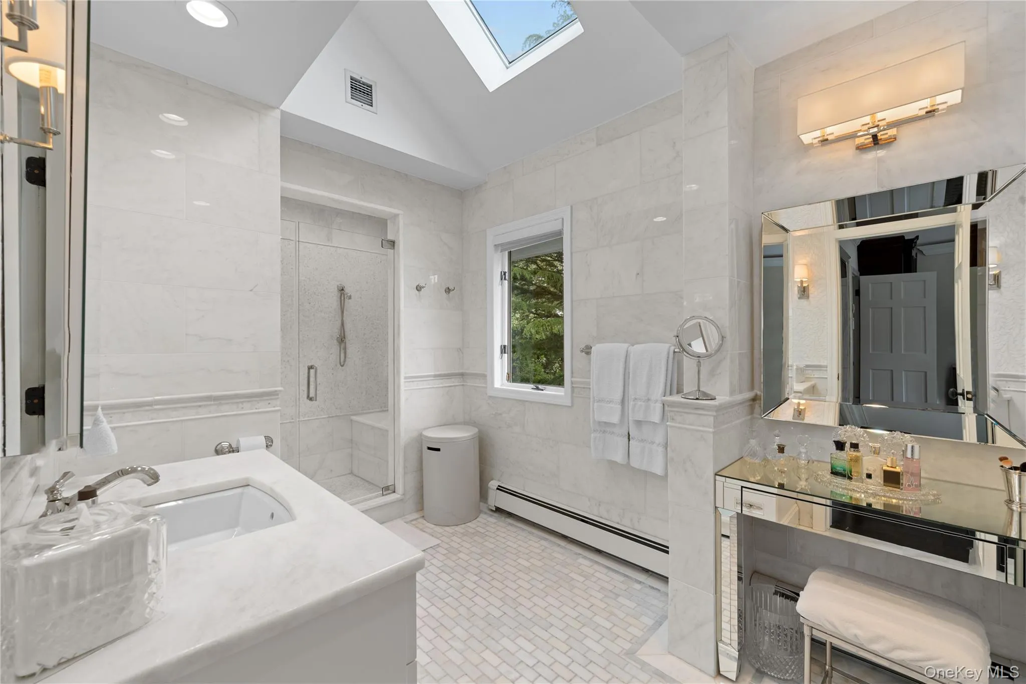 CUSTOM FULL PRIMARY BATHROOM CUSTOM FULL PRIMARY BATHROOM