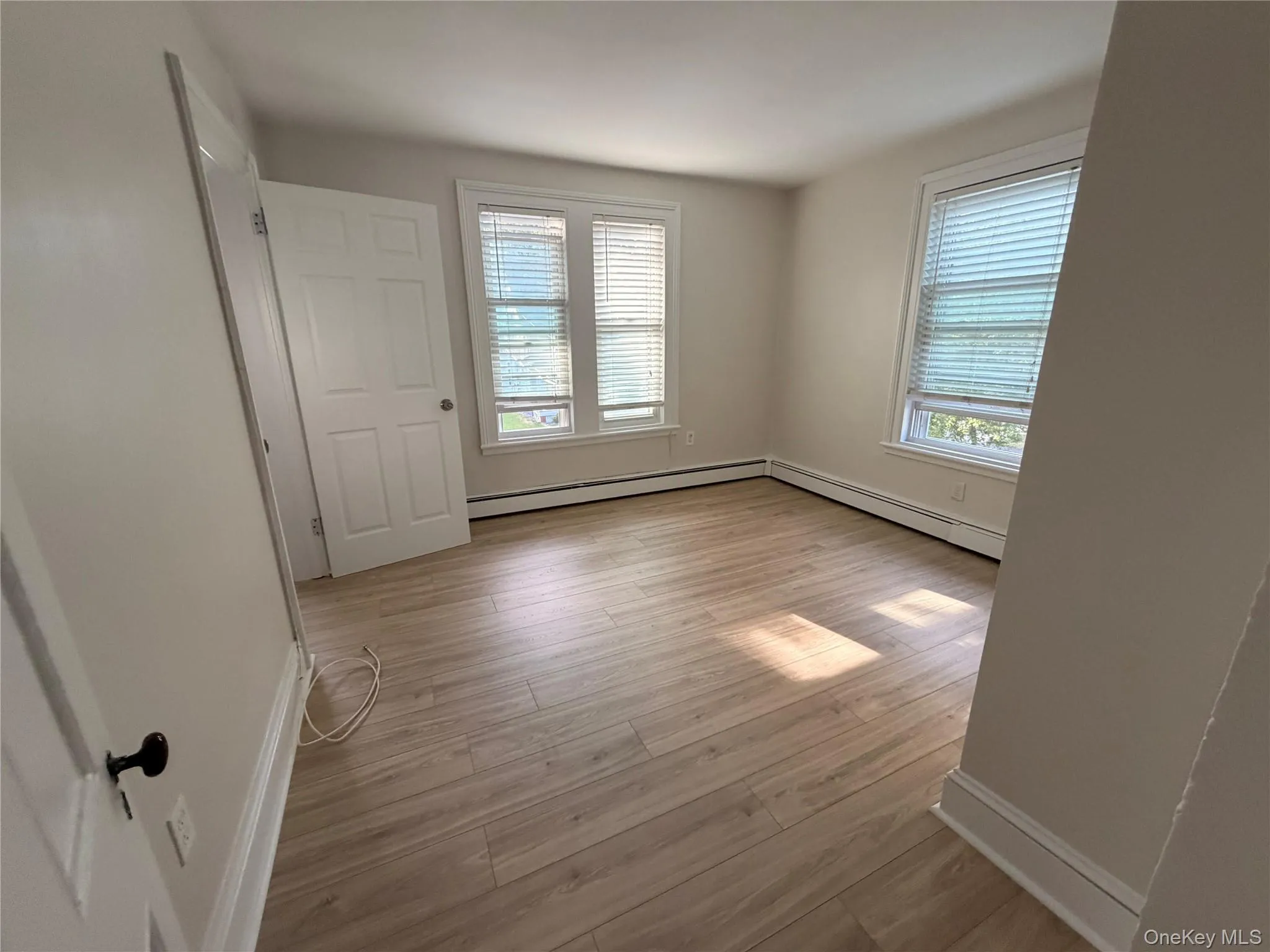 13-15 Cherry Avenue, Cornwall, NY, 2 Bedrooms Bedrooms, 5 Rooms Rooms,1 BathroomBathrooms,Residential Lease,For Rent,Cherry,0,1006432 13-15 Cherry Avenue, Cornwall, NY, 2 Bedrooms Bedrooms, 5 Rooms Rooms,1 BathroomBathrooms,Residential Lease,For Rent,Cherry,0,1006432