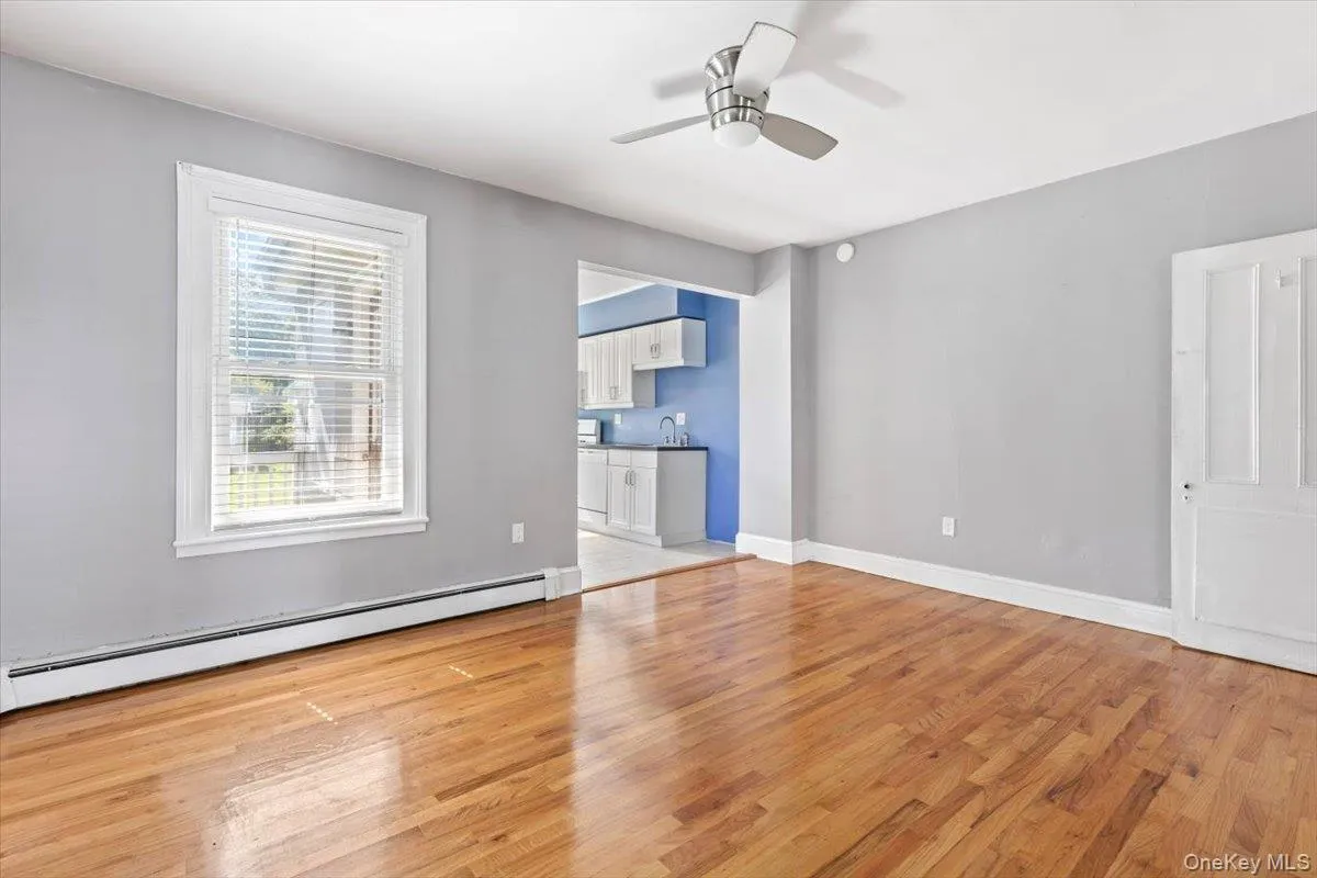 13-15 Cherry Avenue, Cornwall, NY, 2 Bedrooms Bedrooms, 5 Rooms Rooms,1 BathroomBathrooms,Residential Lease,For Rent,Cherry,0,1006432 13-15 Cherry Avenue, Cornwall, NY, 2 Bedrooms Bedrooms, 5 Rooms Rooms,1 BathroomBathrooms,Residential Lease,For Rent,Cherry,0,1006432
