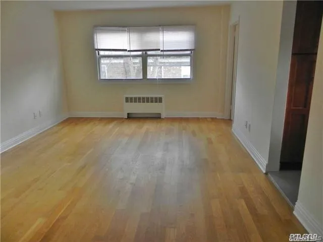 17 Schenck Avenue, North Hempstead, NY, 1 Bedroom Bedrooms, 3 Rooms Rooms,1 BathroomBathrooms,Residential Lease,For Rent,Schenck,0,1006436 17 Schenck Avenue, North Hempstead, NY, 1 Bedroom Bedrooms, 3 Rooms Rooms,1 BathroomBathrooms,Residential Lease,For Rent,Schenck,0,1006436