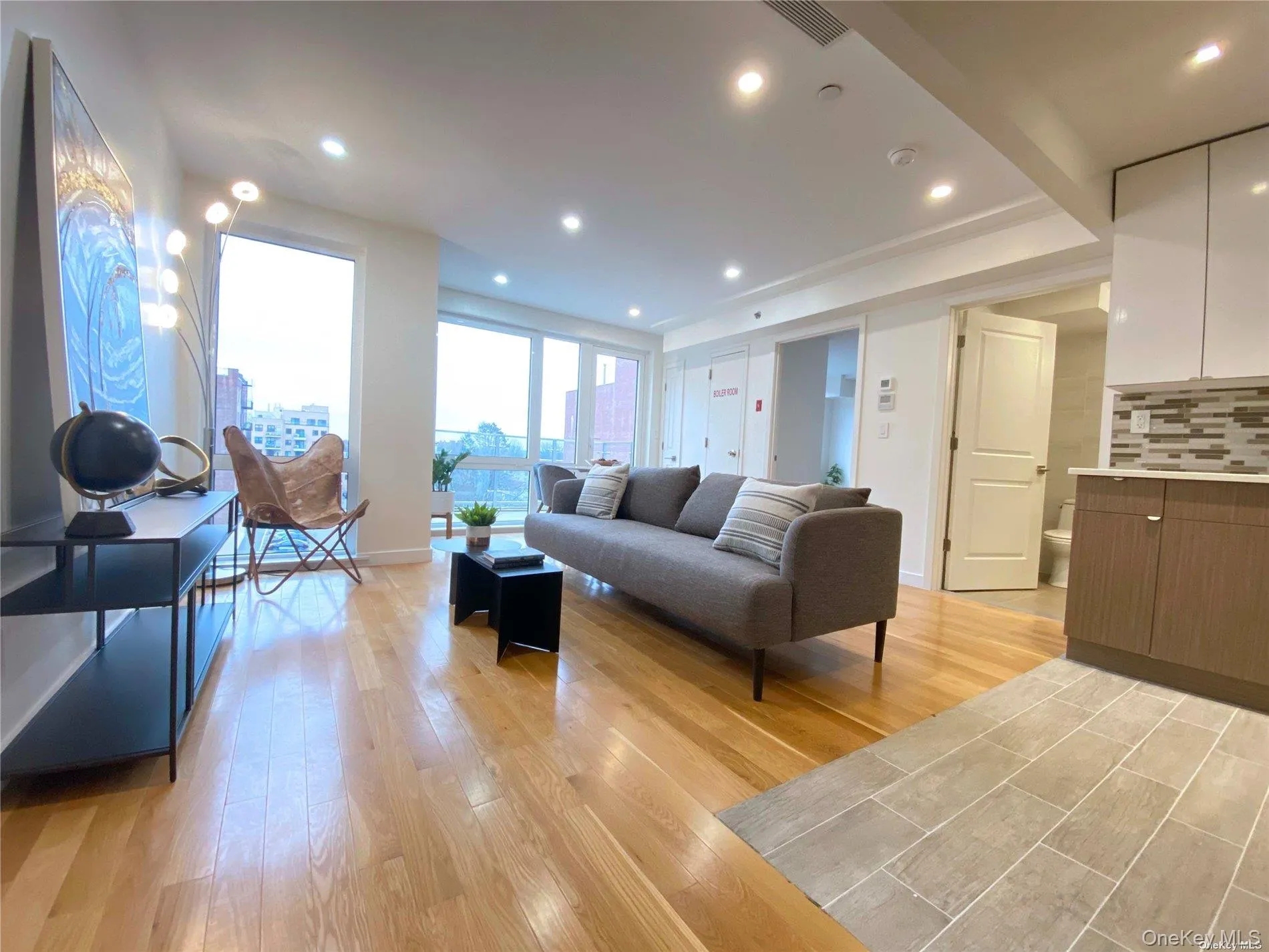 42-23 Parsons Boulevard, New York, NY, 2 Bedrooms Bedrooms, 5 Rooms Rooms,2 BathroomsBathrooms,Residential,For Rent,Parsons,0,1006439 42-23 Parsons Boulevard, New York, NY, 2 Bedrooms Bedrooms, 5 Rooms Rooms,2 BathroomsBathrooms,Residential,For Rent,Parsons,0,1006439