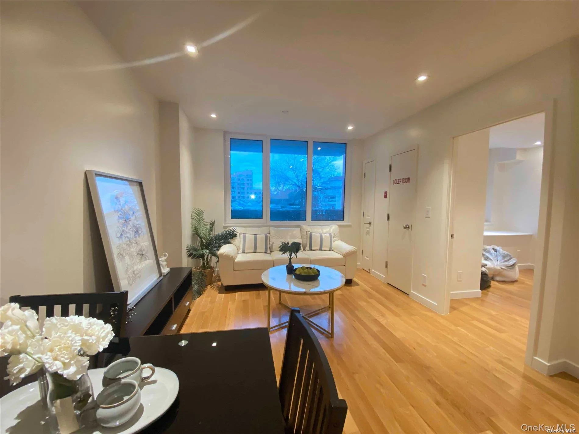 42-23 Parsons Boulevard, New York, NY, 2 Bedrooms Bedrooms, 5 Rooms Rooms,2 BathroomsBathrooms,Residential,For Rent,Parsons,0,1006439 42-23 Parsons Boulevard, New York, NY, 2 Bedrooms Bedrooms, 5 Rooms Rooms,2 BathroomsBathrooms,Residential,For Rent,Parsons,0,1006439