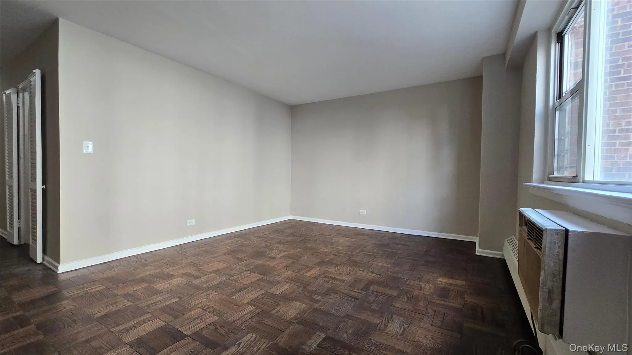 8900 170 Street, New York, NY, 2 Rooms Rooms,1 BathroomBathrooms,Residential,For Rent,170,0,1006462 8900 170 Street, New York, NY, 2 Rooms Rooms,1 BathroomBathrooms,Residential,For Rent,170,0,1006462