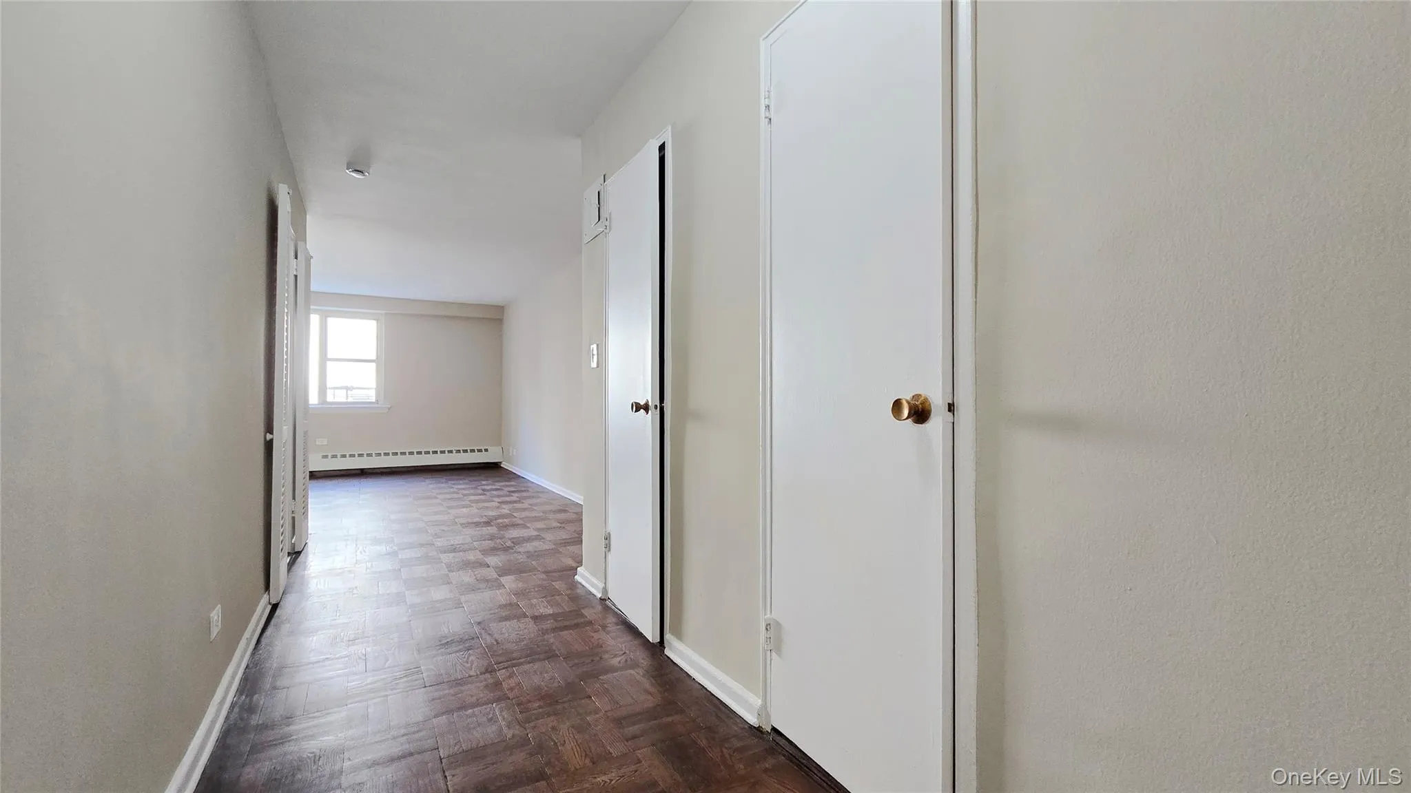 8900 170 Street, New York, NY, 2 Rooms Rooms,1 BathroomBathrooms,Residential,For Rent,170,0,1006462 8900 170 Street, New York, NY, 2 Rooms Rooms,1 BathroomBathrooms,Residential,For Rent,170,0,1006462