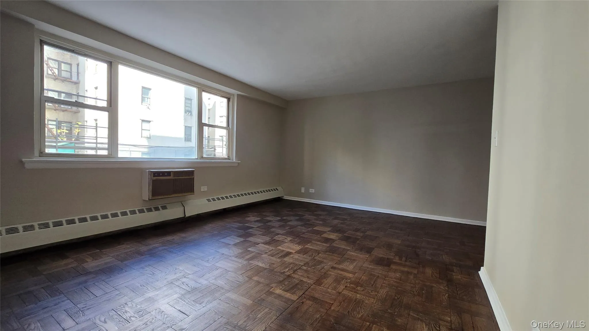 8900 170 Street, New York, NY, 2 Rooms Rooms,1 BathroomBathrooms,Residential,For Rent,170,0,1006462 8900 170 Street, New York, NY, 2 Rooms Rooms,1 BathroomBathrooms,Residential,For Rent,170,0,1006462