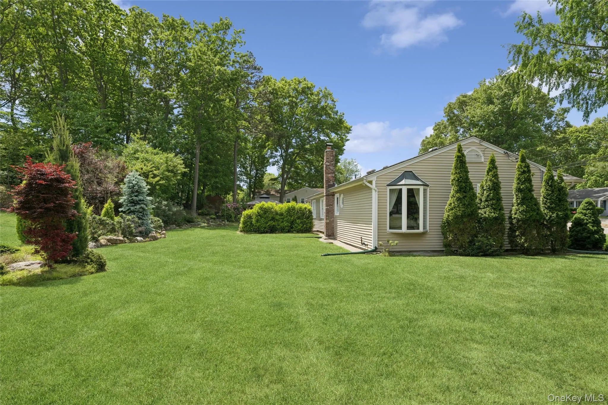 23 Meroke Lane, Brookhaven, NY, 3 Bedrooms Bedrooms, 6 Rooms Rooms,1 BathroomBathrooms,Residential,For Rent,Meroke,0,1006464 23 Meroke Lane, Brookhaven, NY, 3 Bedrooms Bedrooms, 6 Rooms Rooms,1 BathroomBathrooms,Residential,For Rent,Meroke,0,1006464