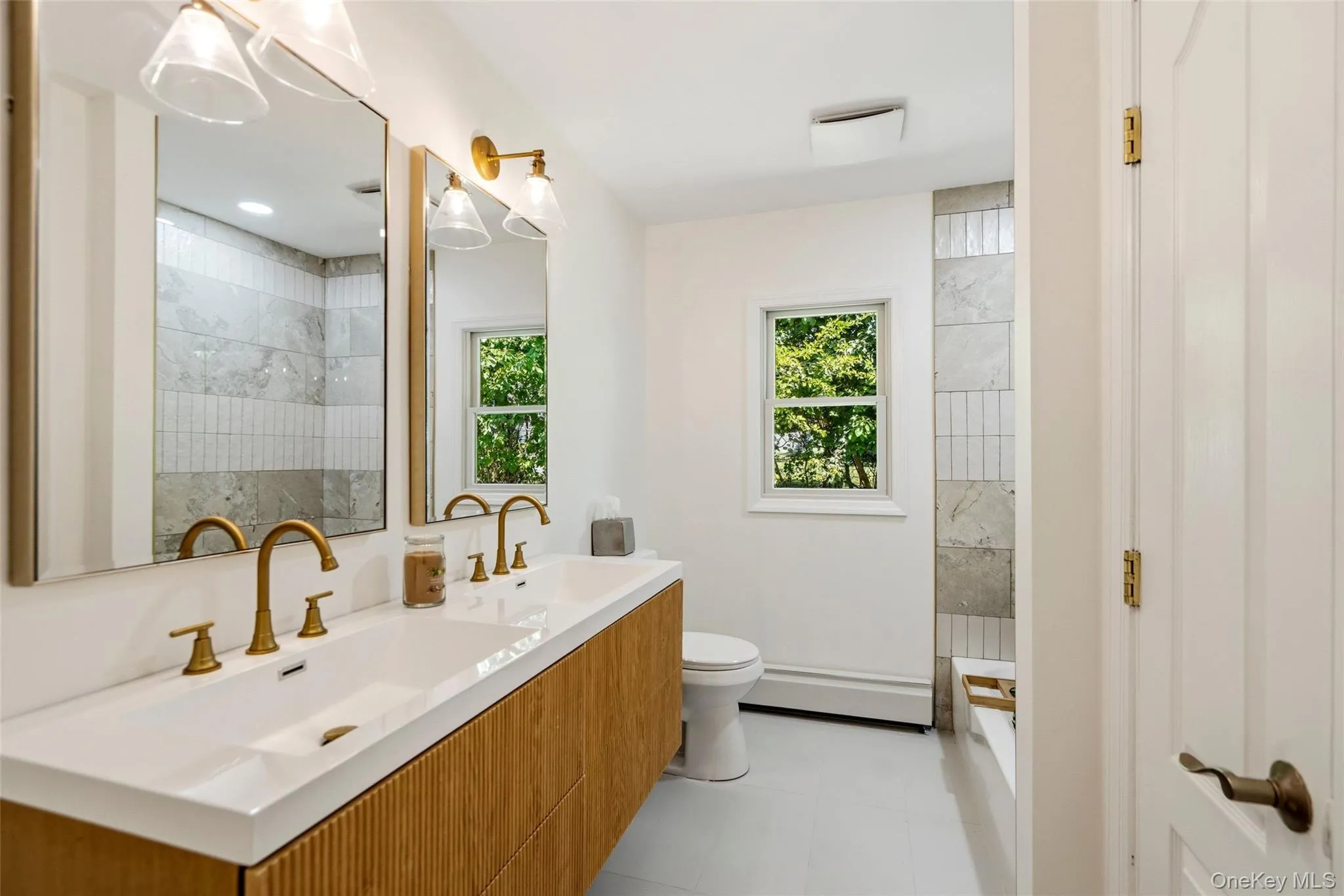 280 Holbrook Road, Brookhaven, NY, 5 Bedrooms Bedrooms, 7 Rooms Rooms,3 BathroomsBathrooms,Residential,For Rent,Holbrook,0,1006465 280 Holbrook Road, Brookhaven, NY, 5 Bedrooms Bedrooms, 7 Rooms Rooms,3 BathroomsBathrooms,Residential,For Rent,Holbrook,0,1006465