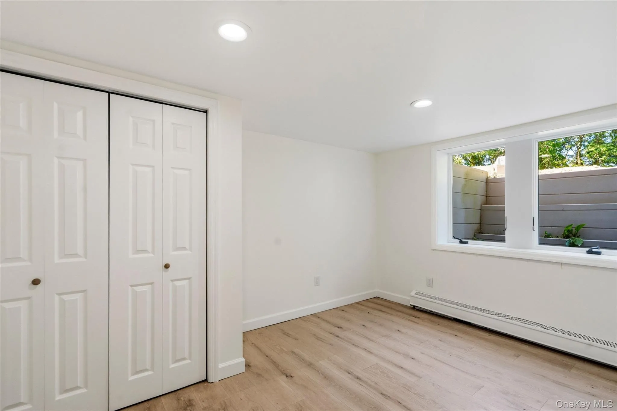 280 Holbrook Road, Brookhaven, NY, 5 Bedrooms Bedrooms, 7 Rooms Rooms,3 BathroomsBathrooms,Residential,For Rent,Holbrook,0,1006465 280 Holbrook Road, Brookhaven, NY, 5 Bedrooms Bedrooms, 7 Rooms Rooms,3 BathroomsBathrooms,Residential,For Rent,Holbrook,0,1006465