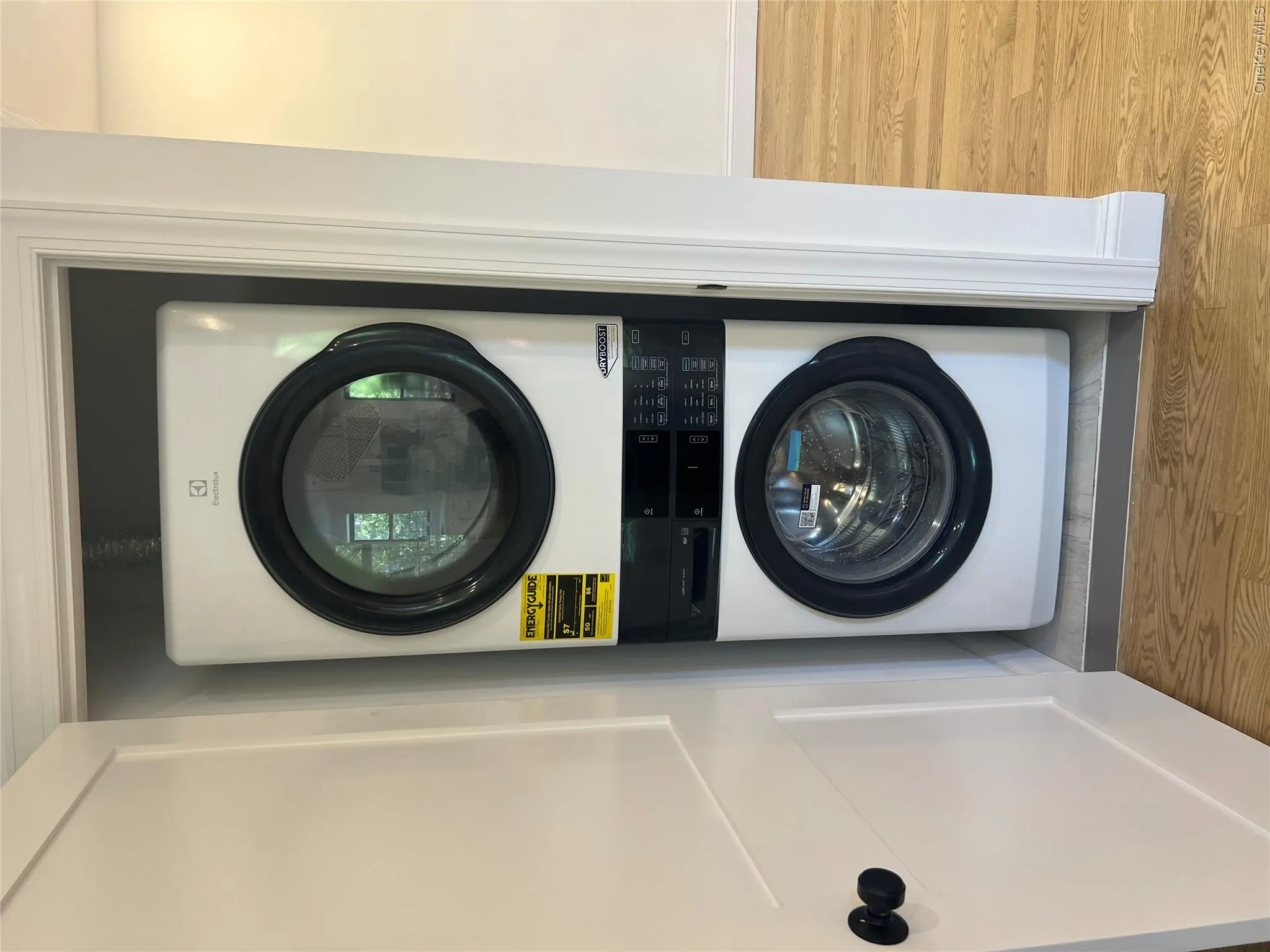 817 Onderdonk Avenue, New York, NY, 2 Bedrooms Bedrooms, 5 Rooms Rooms,2 BathroomsBathrooms,Residential Lease,For Rent,Onderdonk,0,1006475 817 Onderdonk Avenue, New York, NY, 2 Bedrooms Bedrooms, 5 Rooms Rooms,2 BathroomsBathrooms,Residential Lease,For Rent,Onderdonk,0,1006475