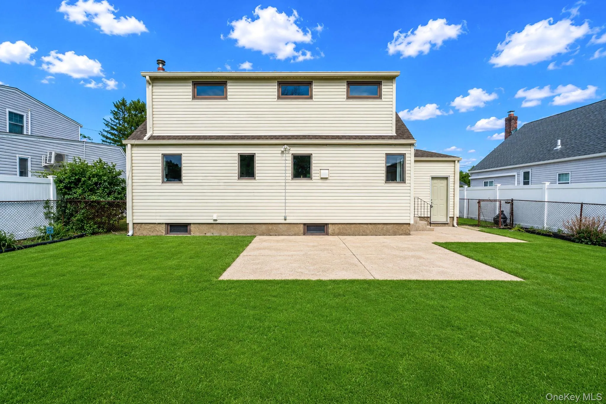 986 Cayuga Road, Hempstead, NY, 4 Bedrooms Bedrooms, 6 Rooms Rooms,2 BathroomsBathrooms,Residential,For Rent,Cayuga,0,1006486 986 Cayuga Road, Hempstead, NY, 4 Bedrooms Bedrooms, 6 Rooms Rooms,2 BathroomsBathrooms,Residential,For Rent,Cayuga,0,1006486