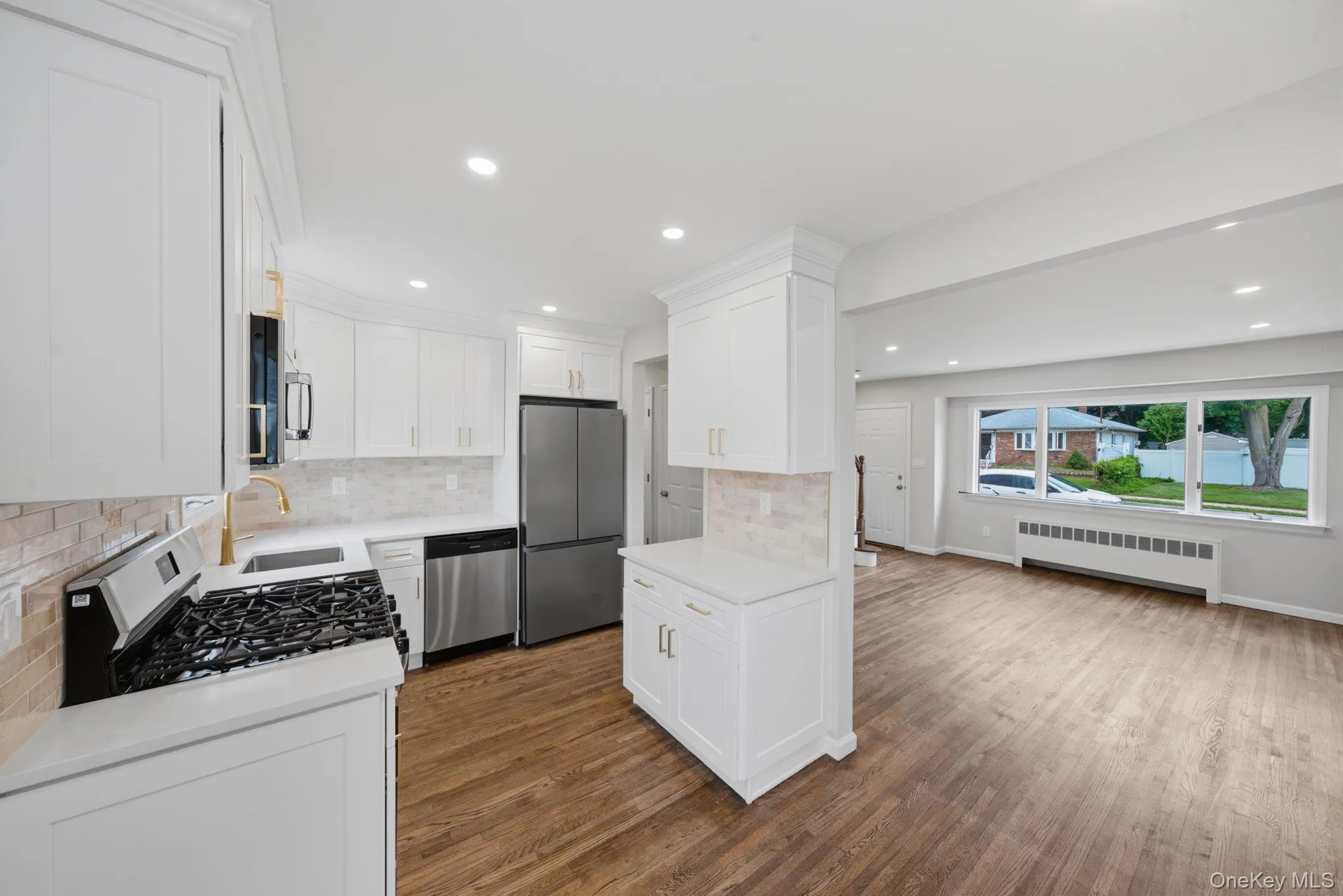 986 Cayuga Road, Hempstead, NY, 4 Bedrooms Bedrooms, 6 Rooms Rooms,2 BathroomsBathrooms,Residential,For Rent,Cayuga,0,1006486 986 Cayuga Road, Hempstead, NY, 4 Bedrooms Bedrooms, 6 Rooms Rooms,2 BathroomsBathrooms,Residential,For Rent,Cayuga,0,1006486